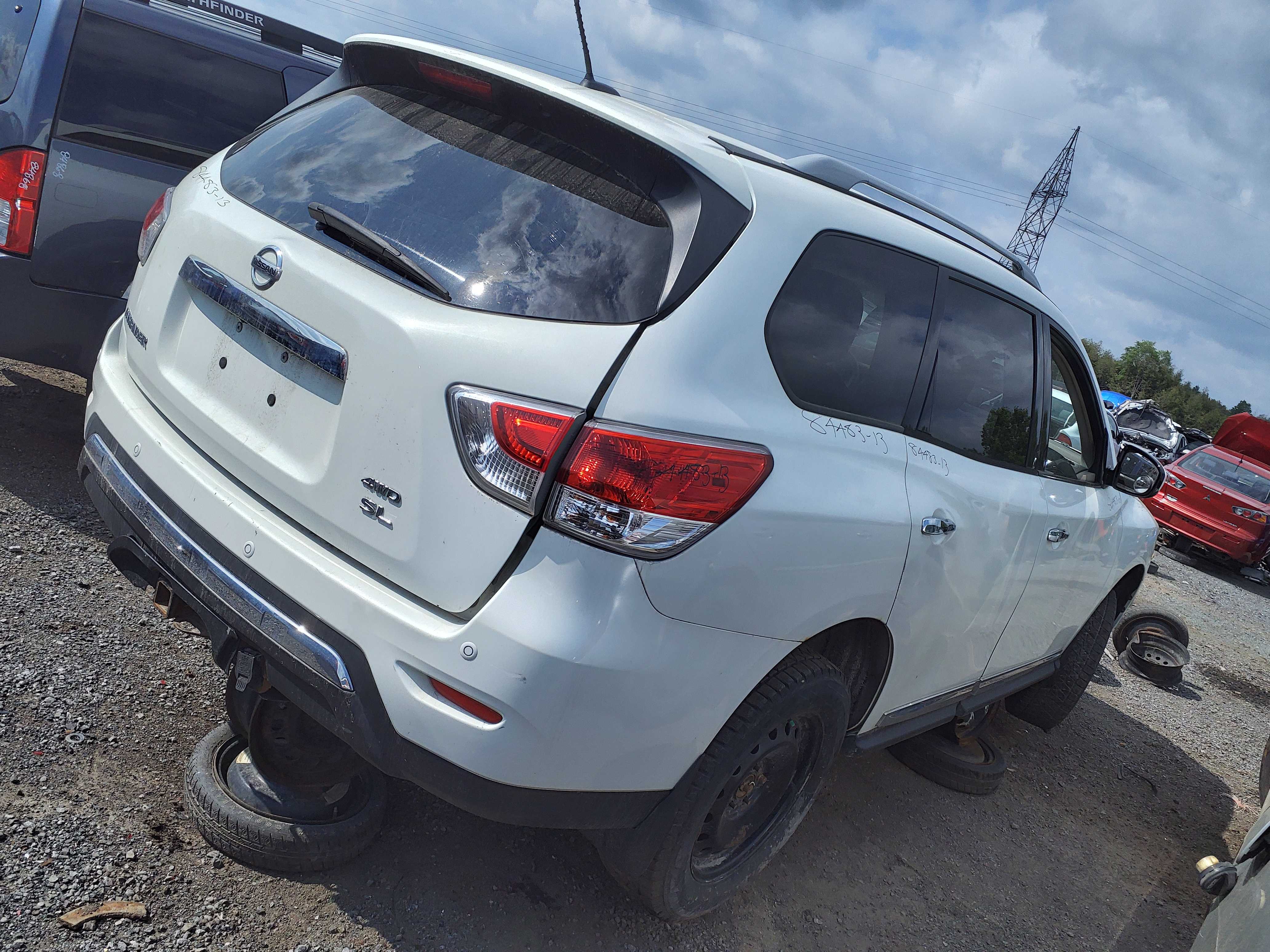NISSAN PATHFINDER 2013