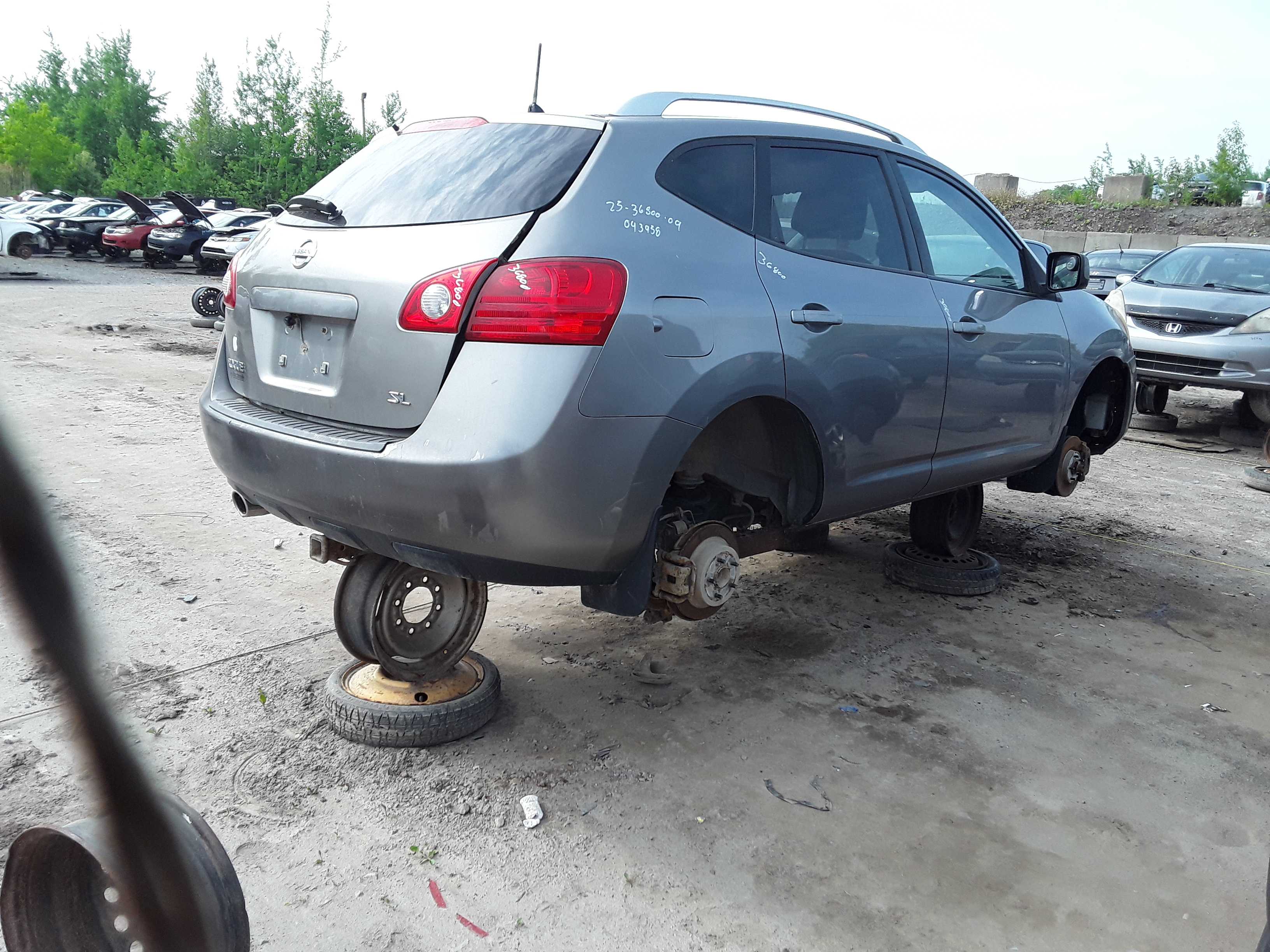 NISSAN ROGUE 2009
