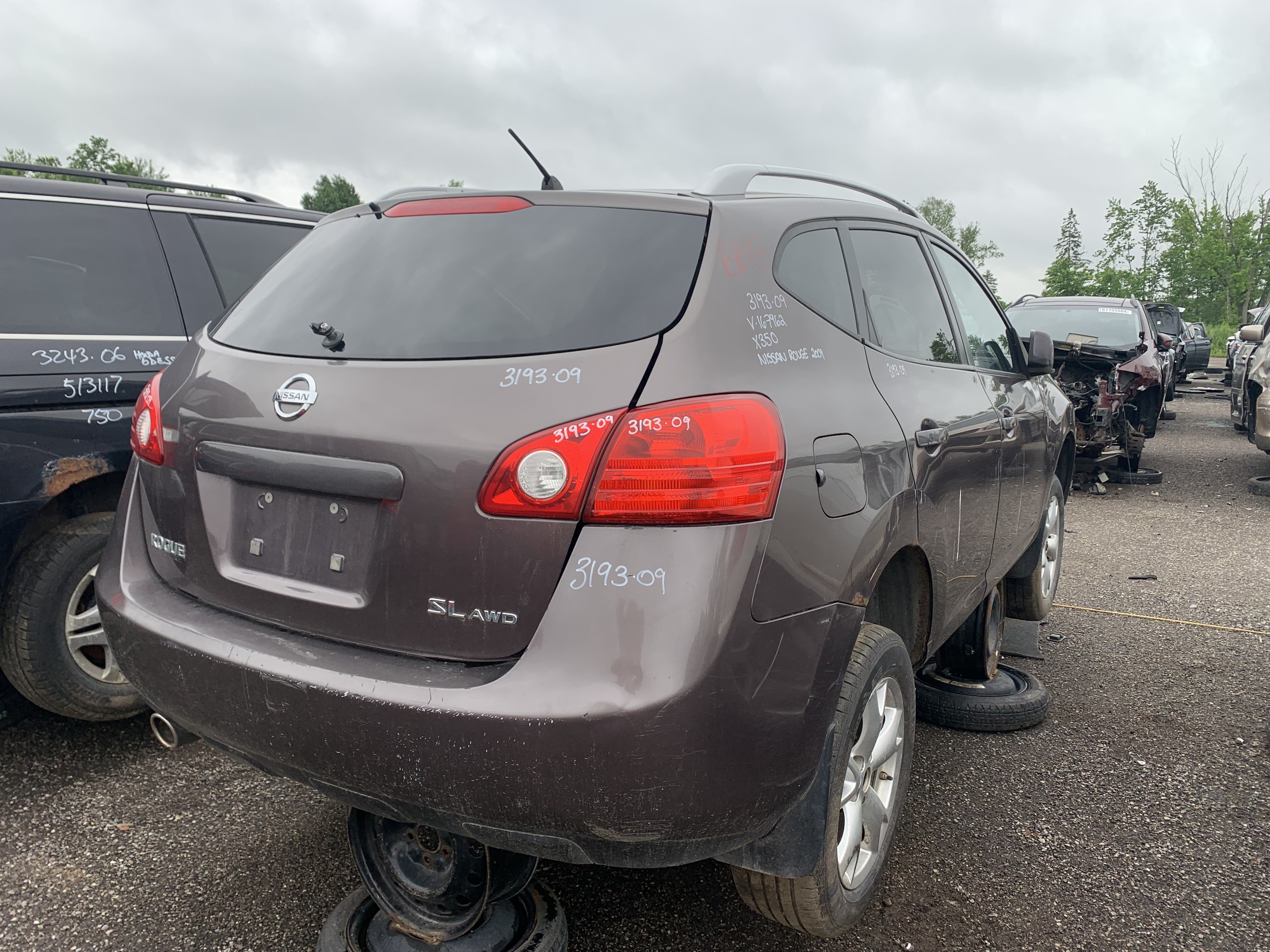 NISSAN ROGUE 2009