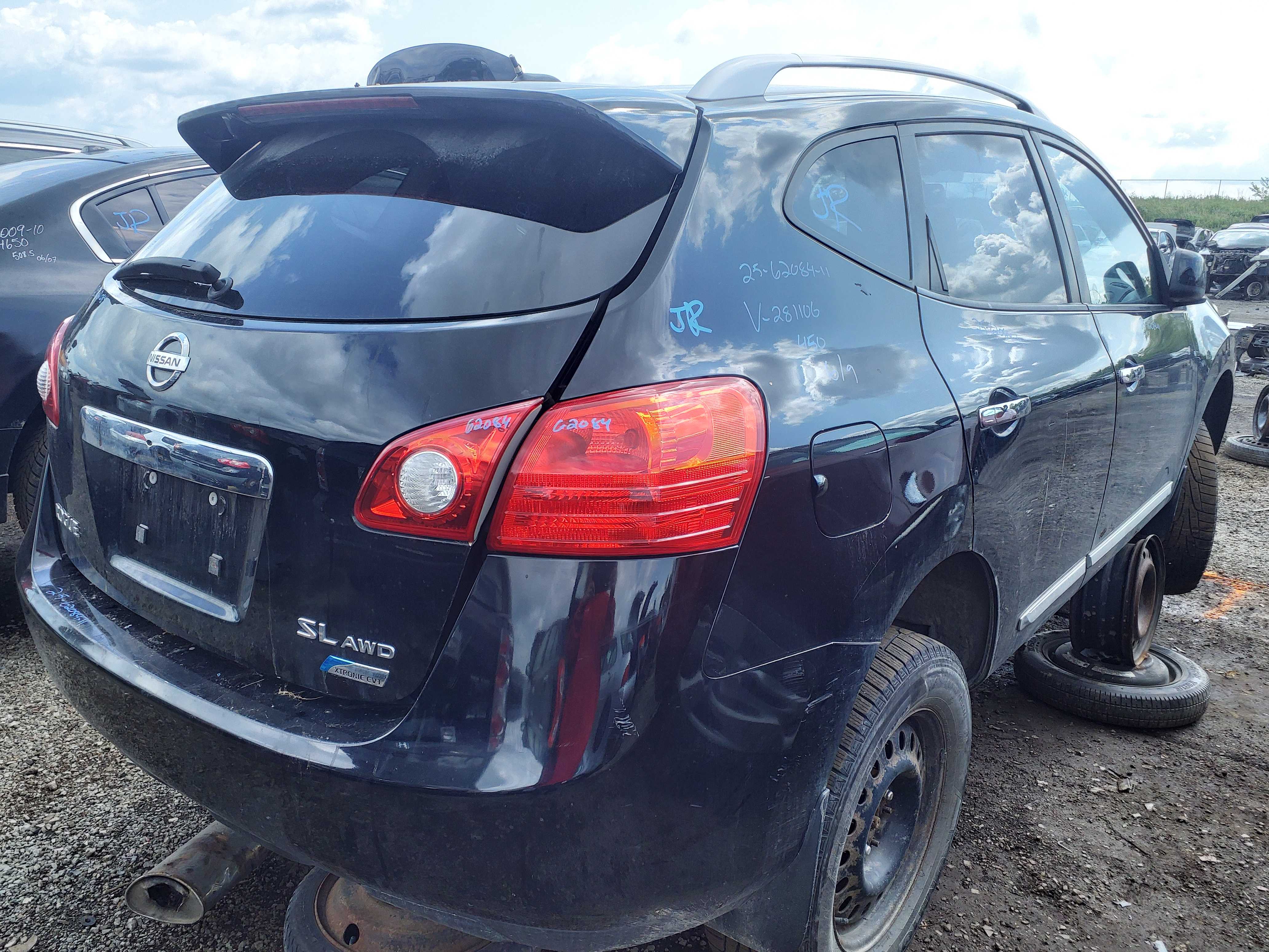 NISSAN ROGUE 2011