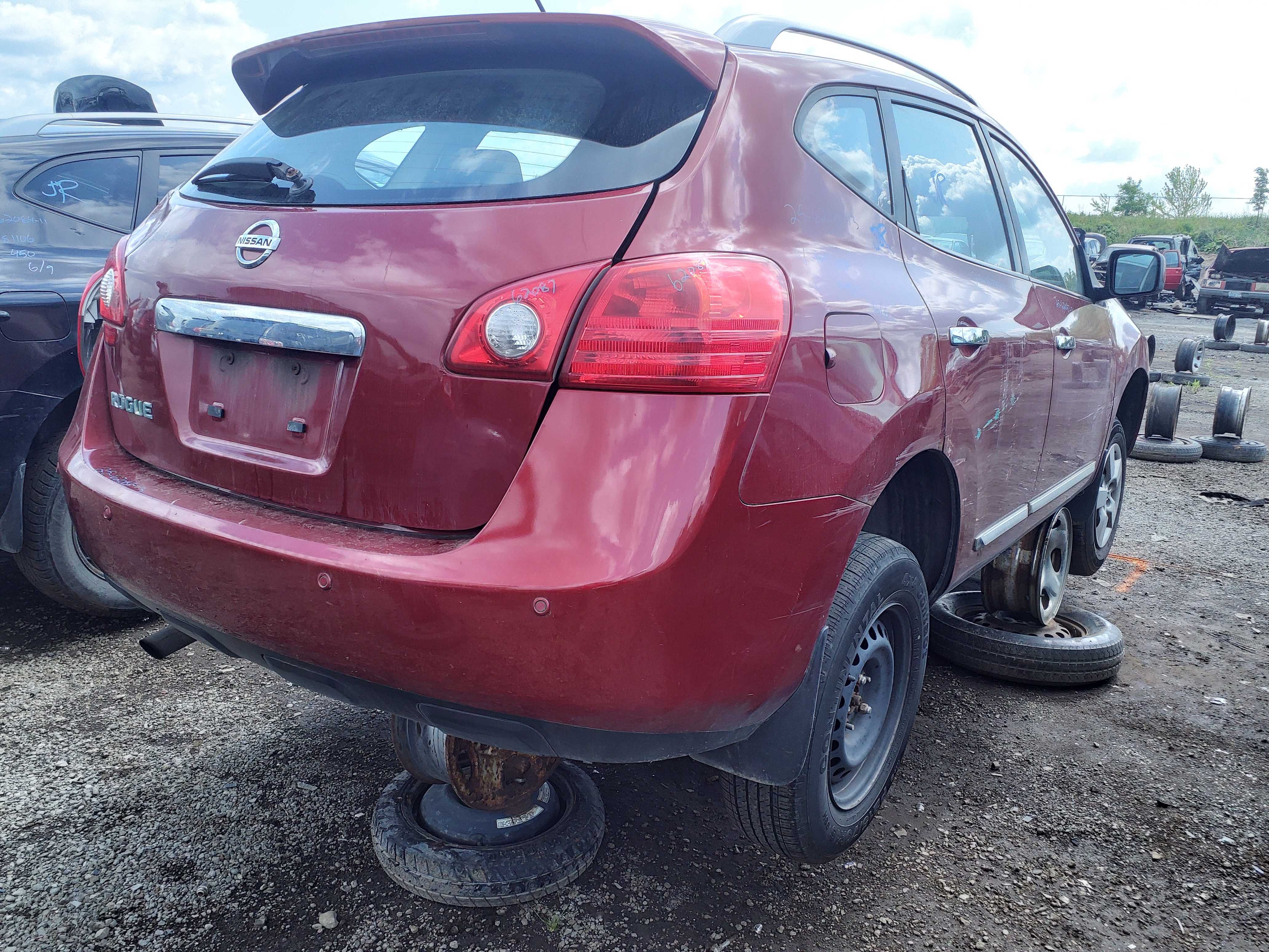 NISSAN ROGUE 2013