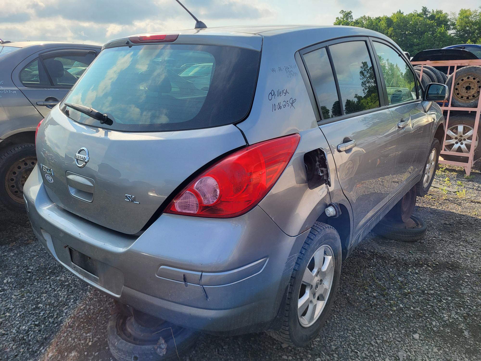 NISSAN VERSA 2009
