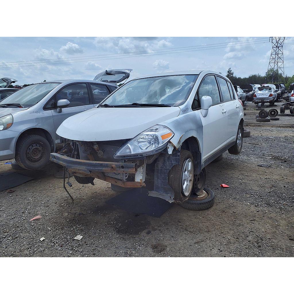 NISSAN VERSA 2010