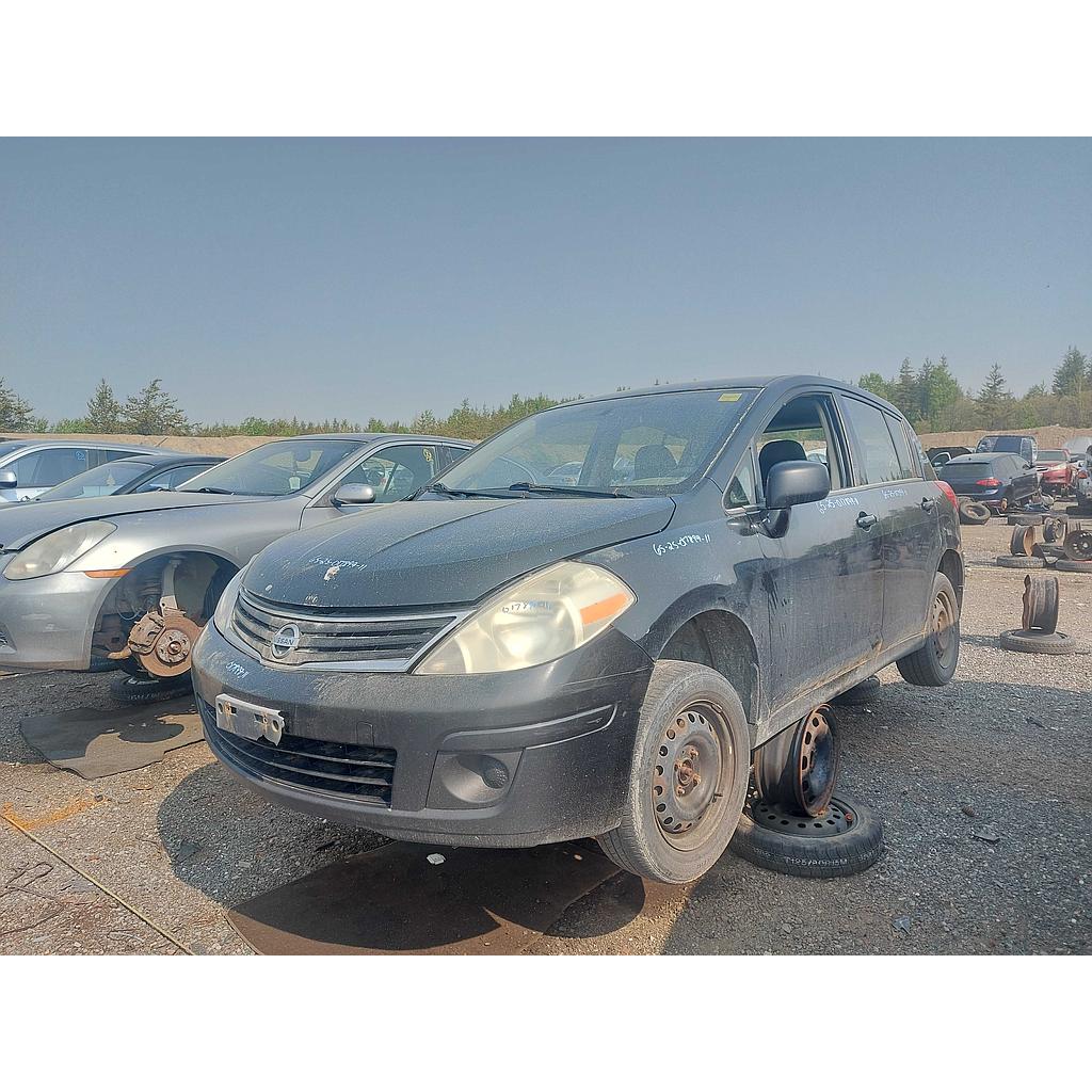 NISSAN VERSA 2011