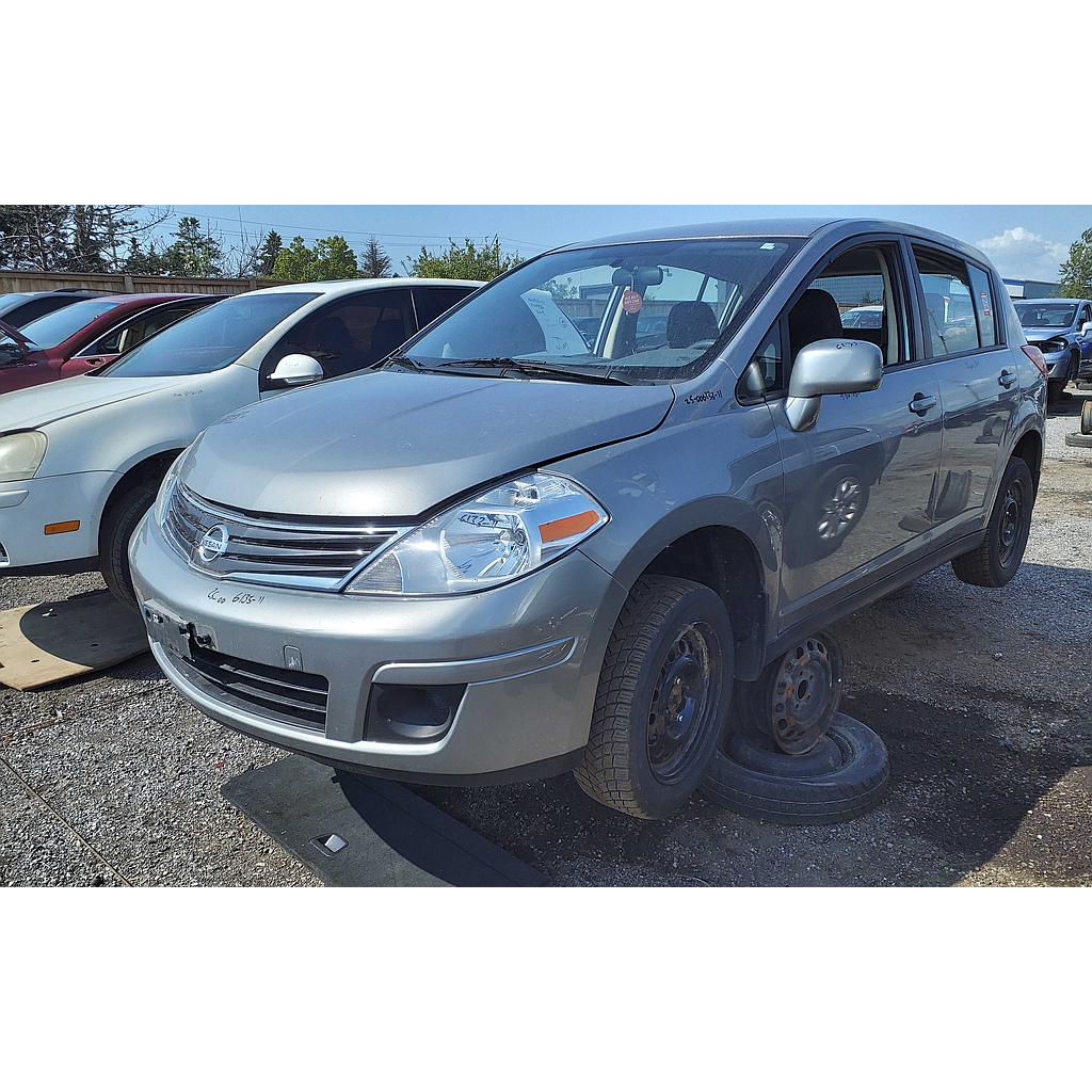 NISSAN VERSA 2011