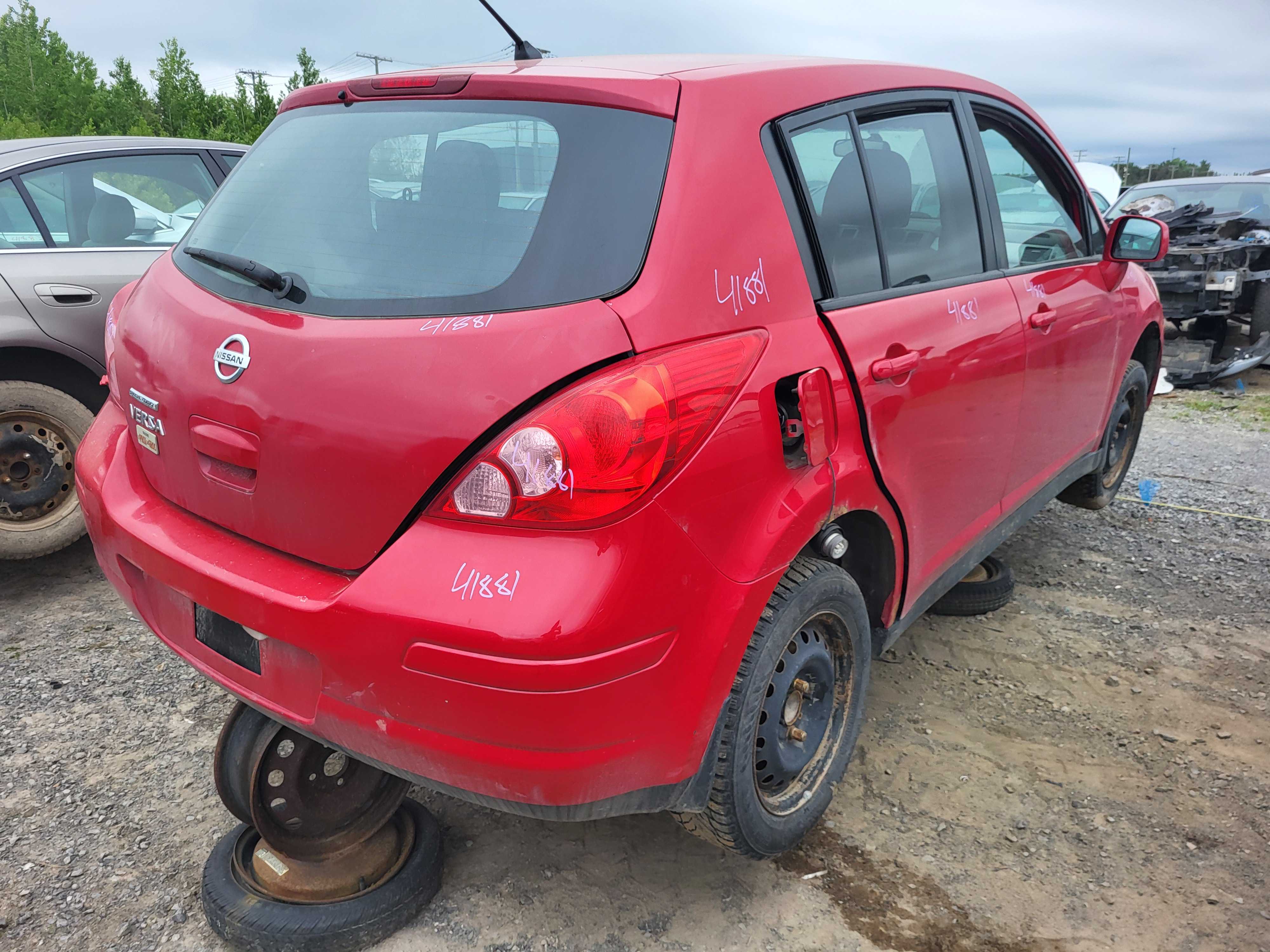 NISSAN VERSA 2012