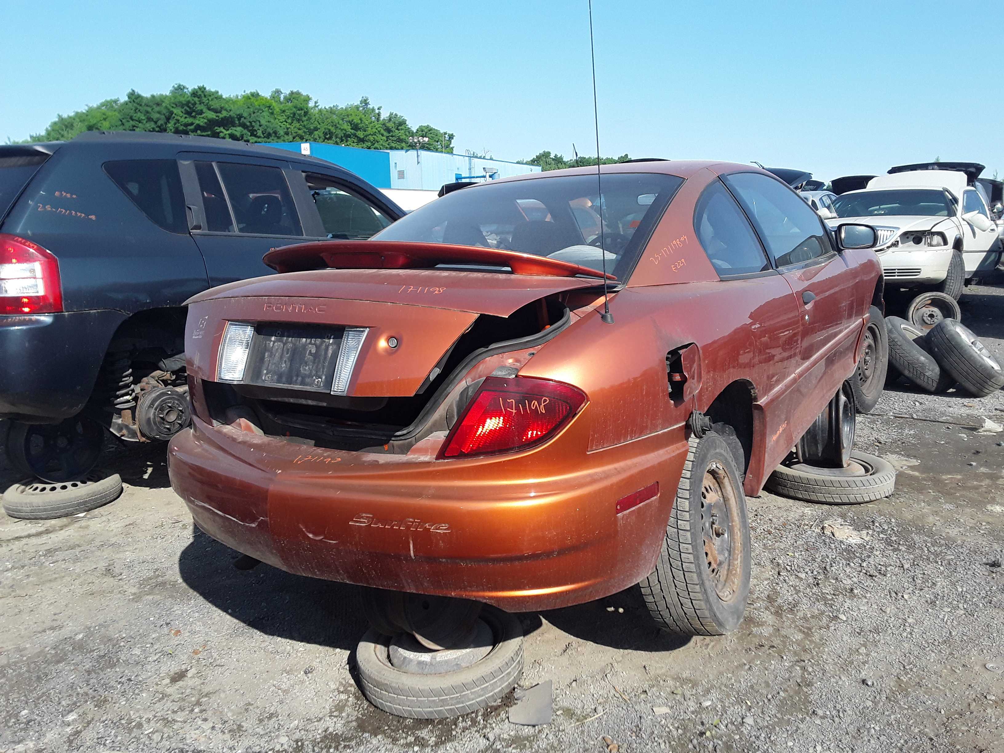 PONTIAC SUNFIRE 2004