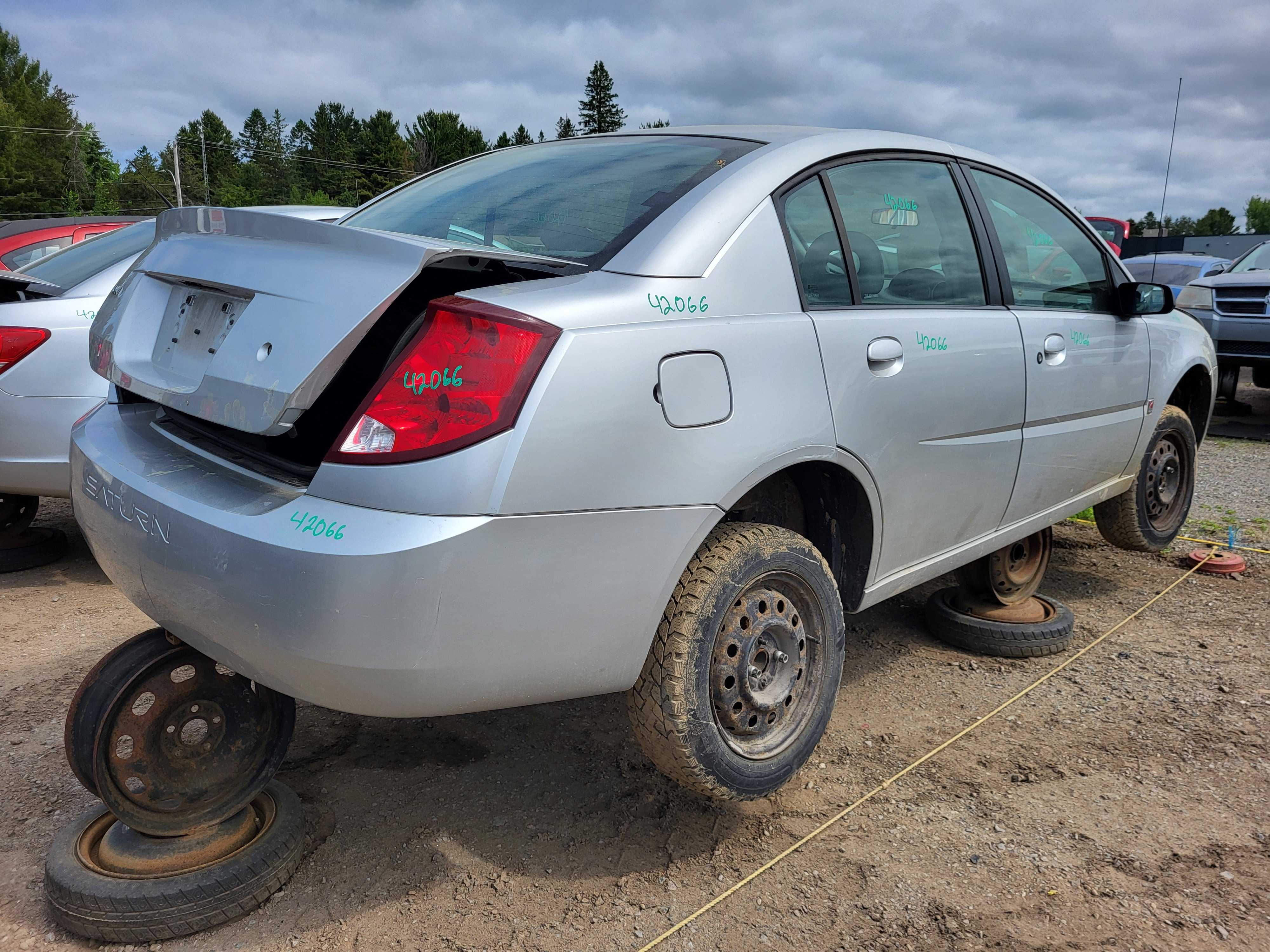 SATURN ION 2005