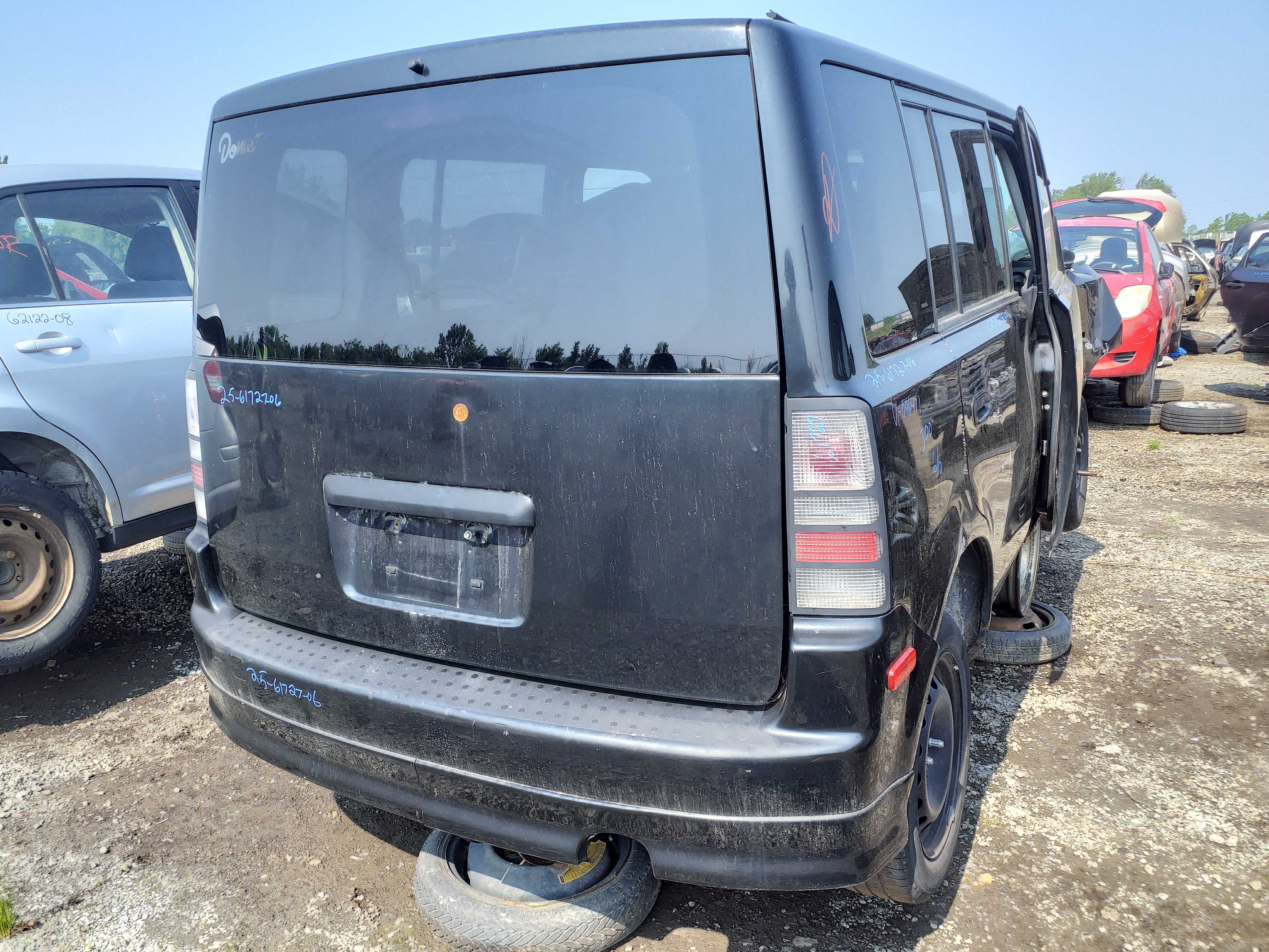 SCION XB 2006