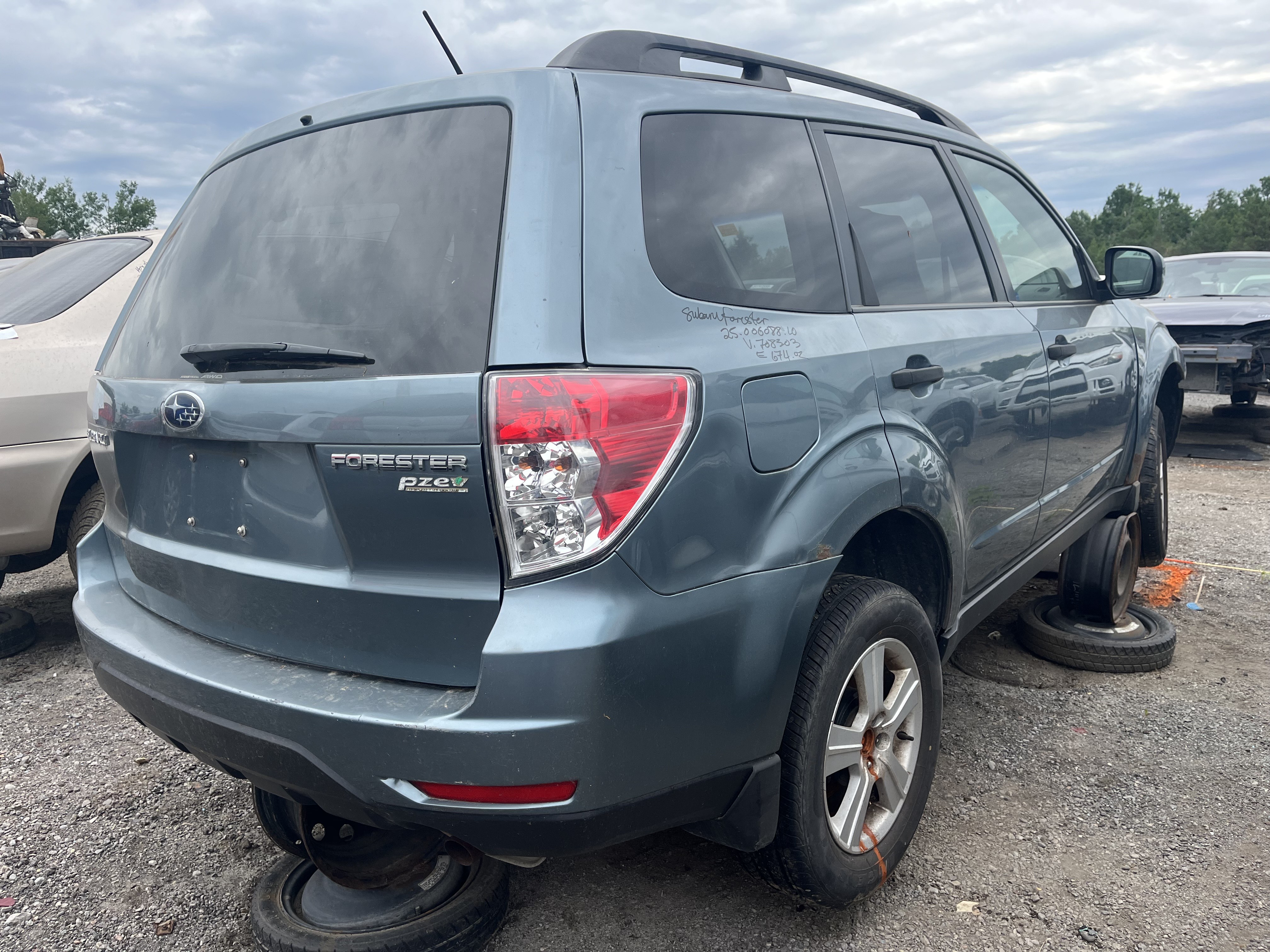 SUBARU FORESTER 2010