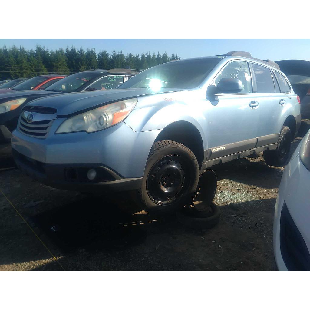 SUBARU OUTBACK 2010