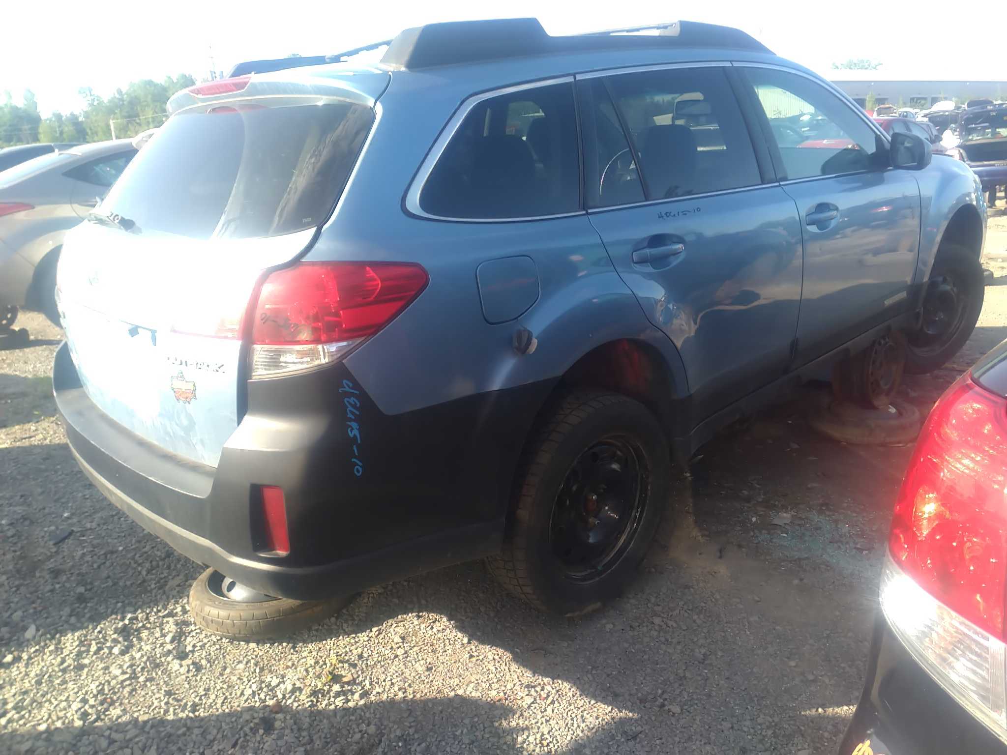 SUBARU OUTBACK 2010