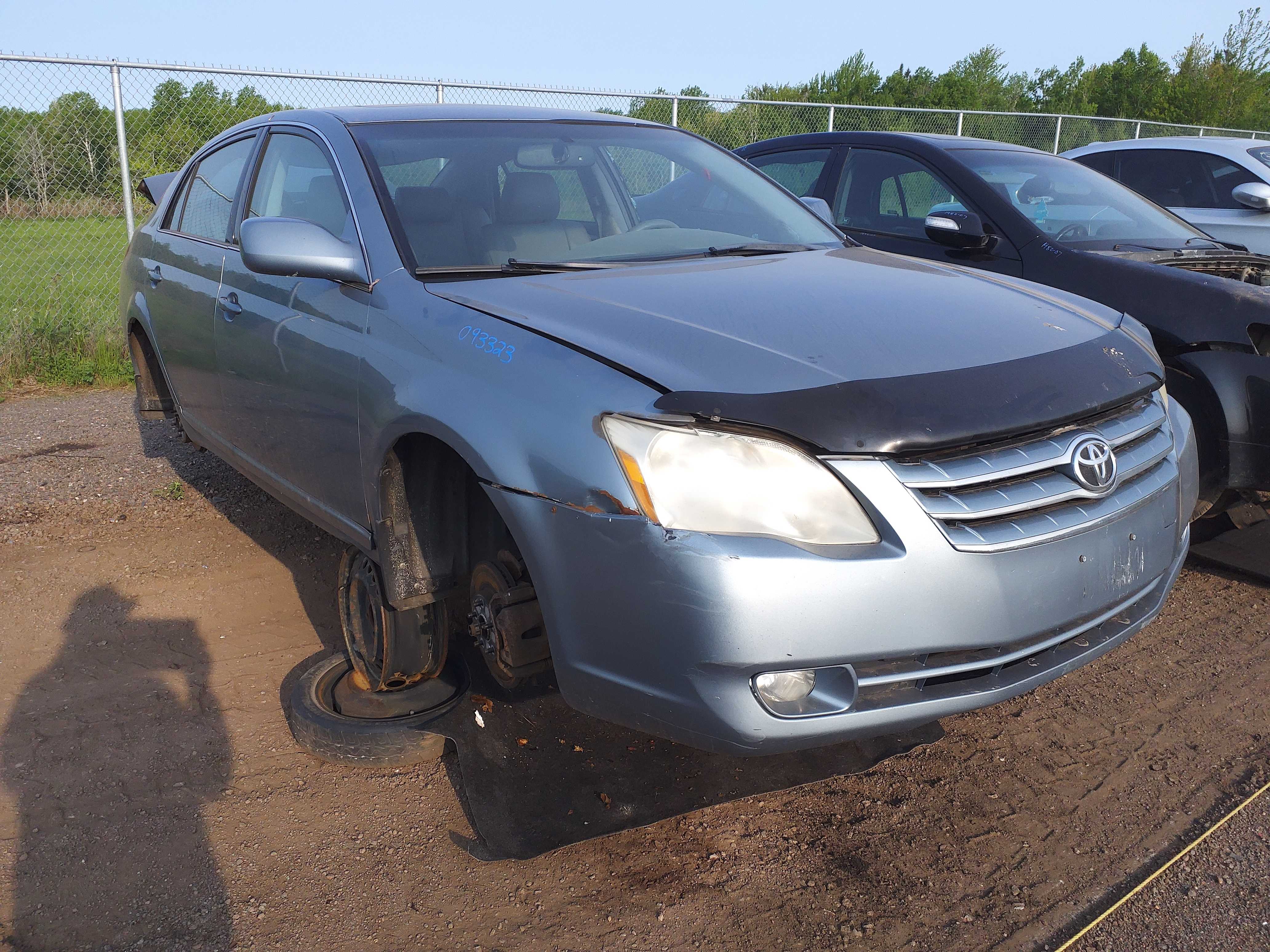 TOYOTA AVALON 2006