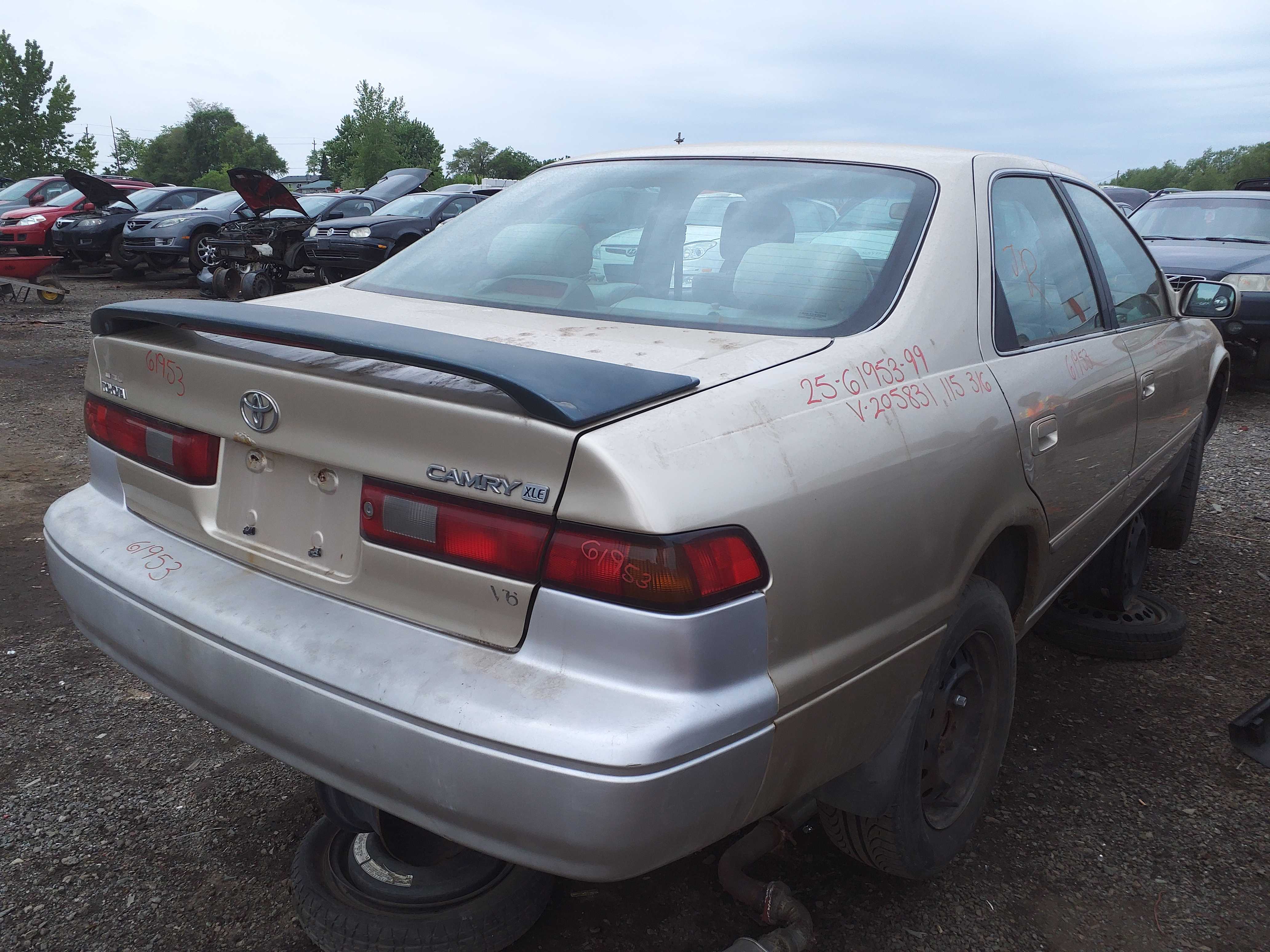 TOYOTA CAMRY 1999