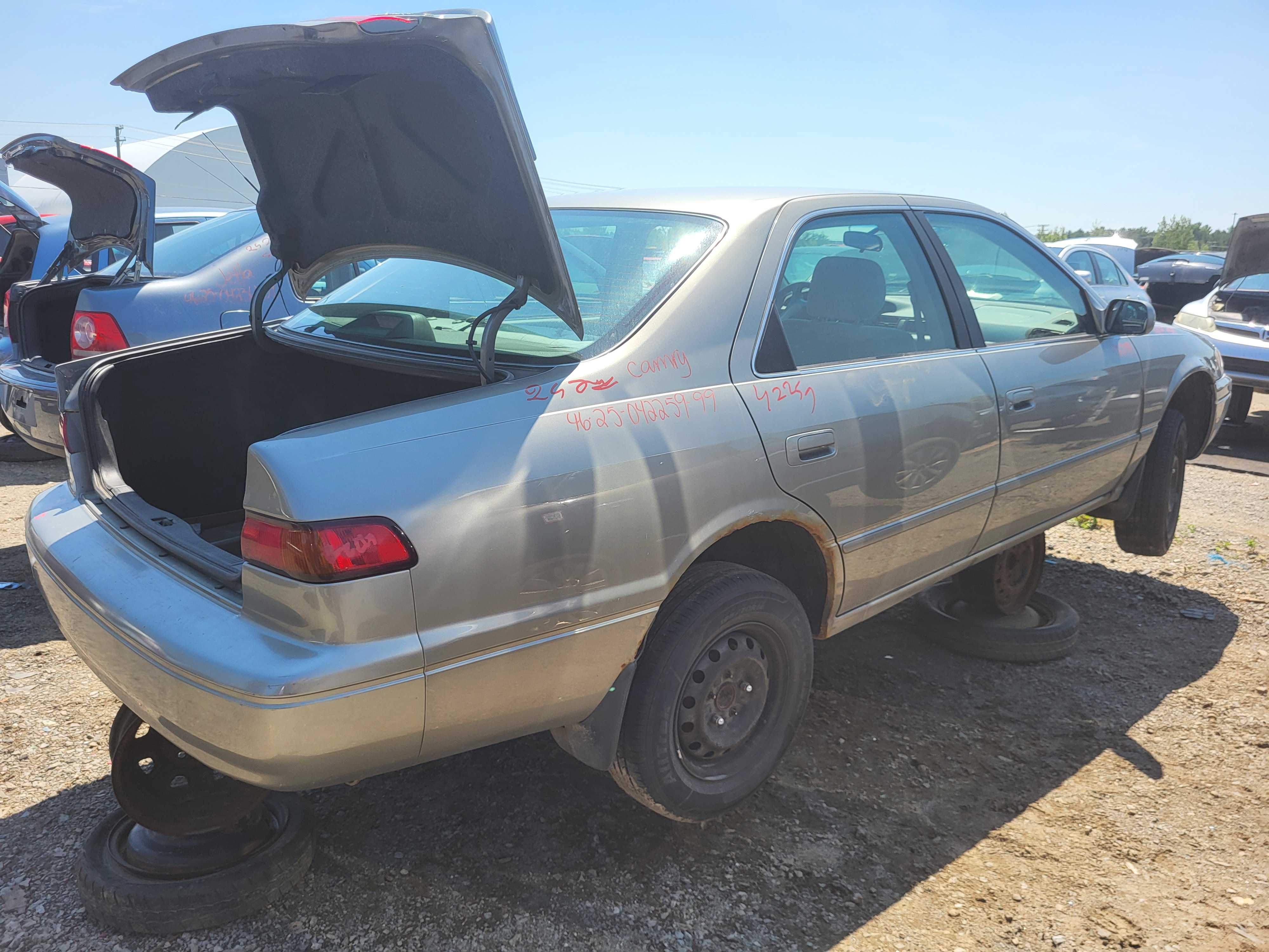 TOYOTA CAMRY 1999