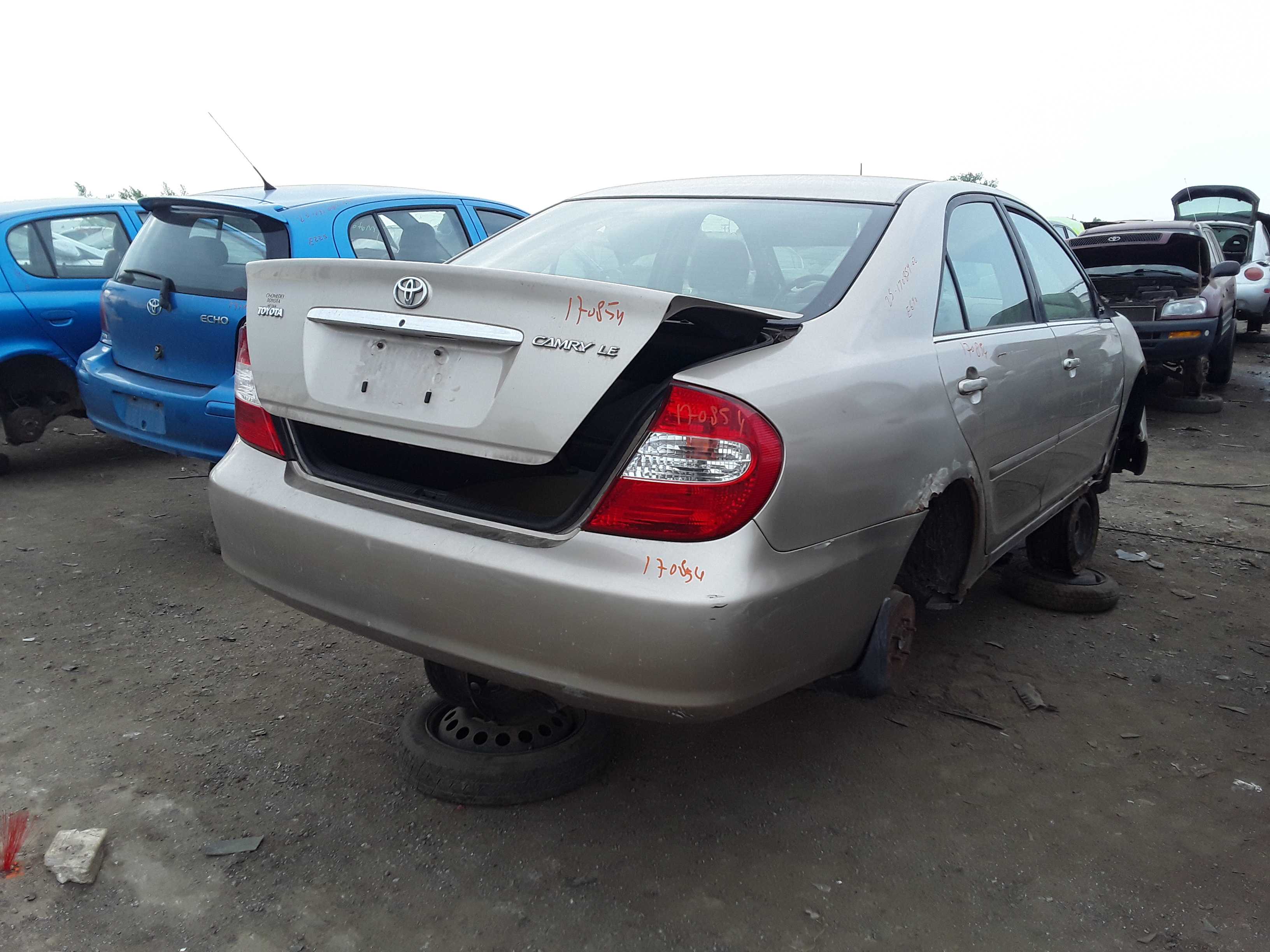 TOYOTA CAMRY 2002