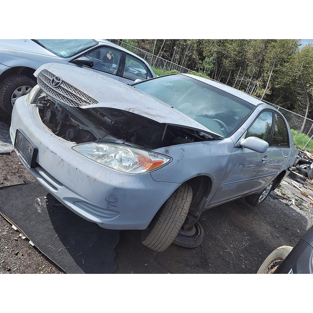 TOYOTA CAMRY 2004