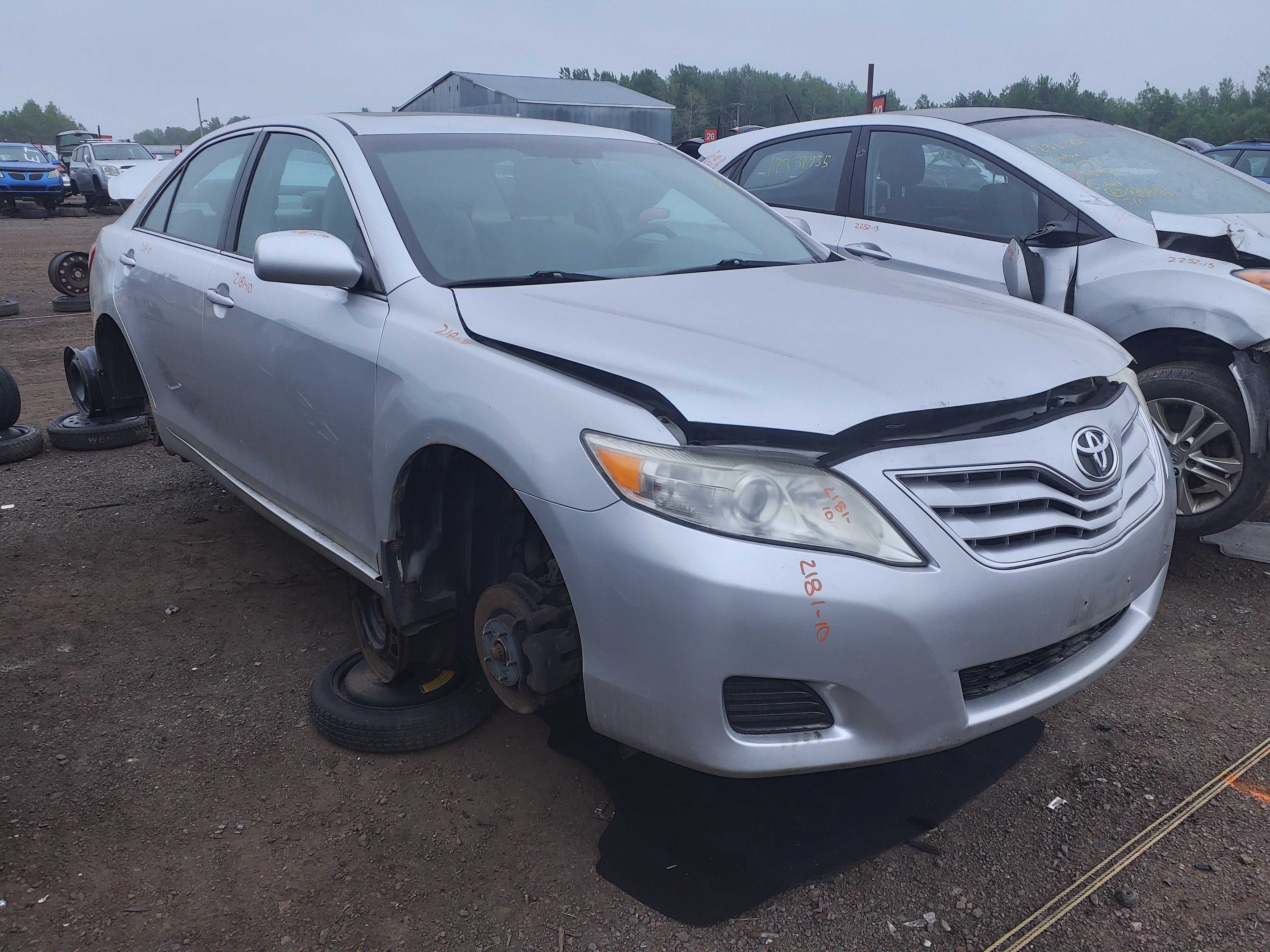TOYOTA CAMRY 2010