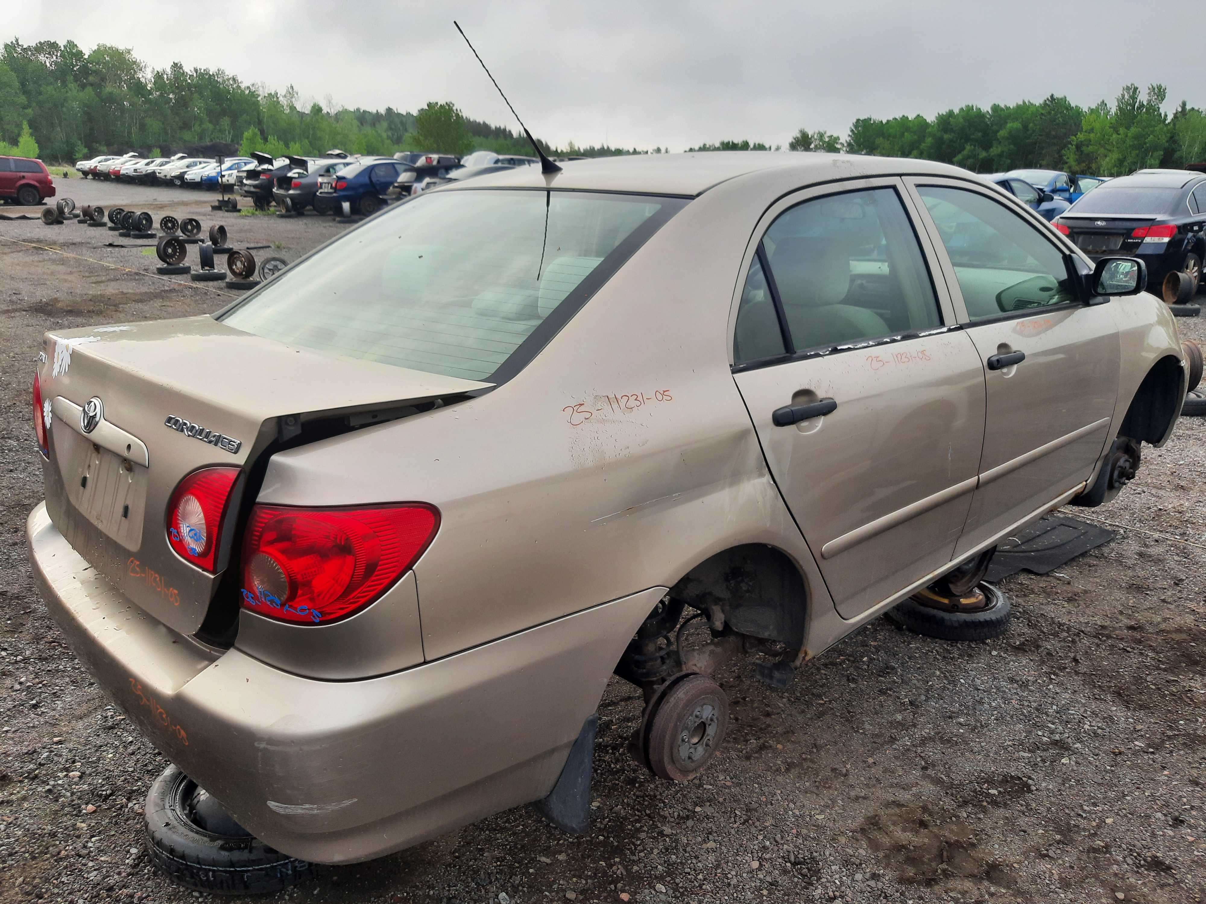 TOYOTA COROLLA 2005