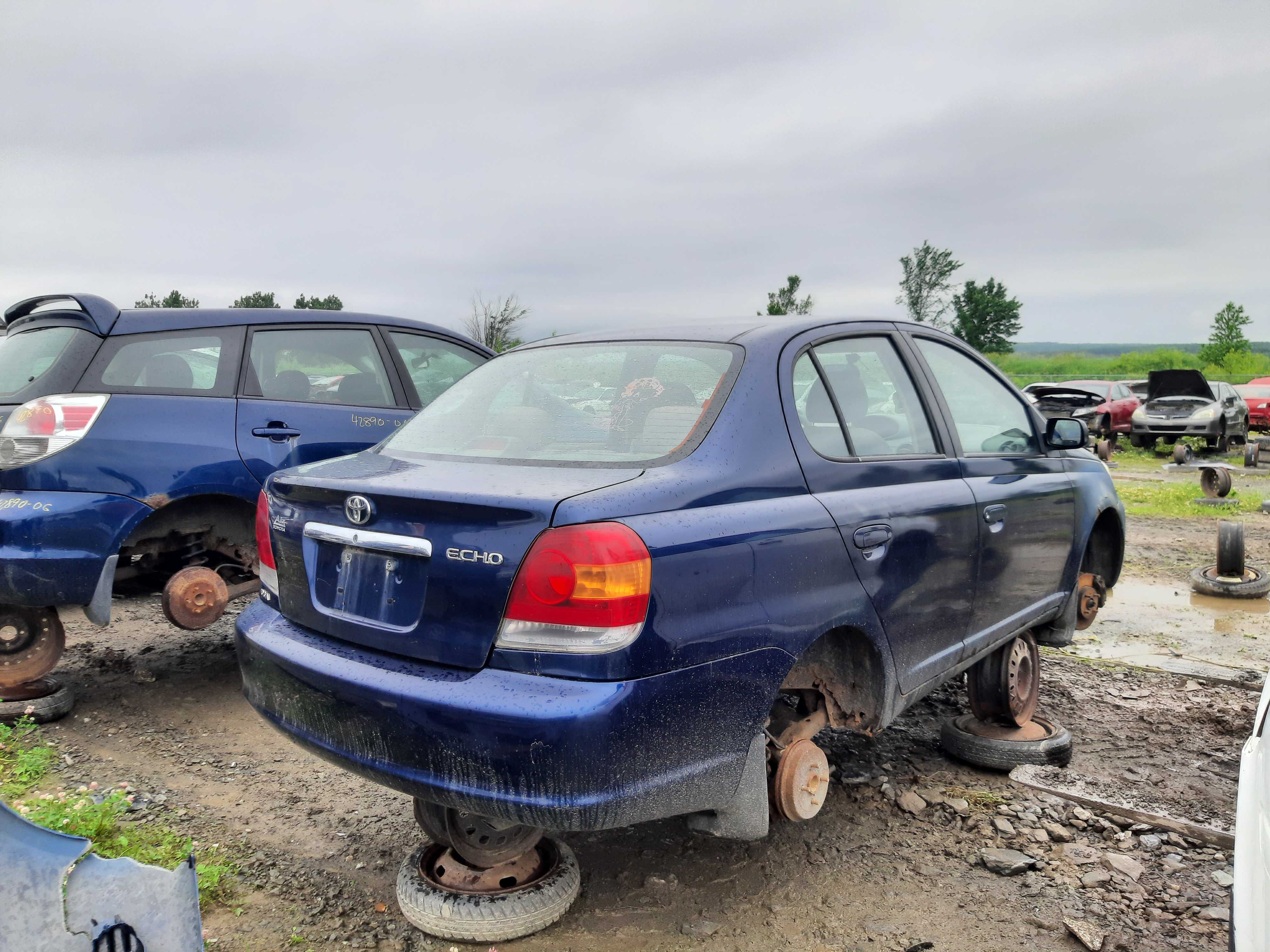 TOYOTA ECHO 2005