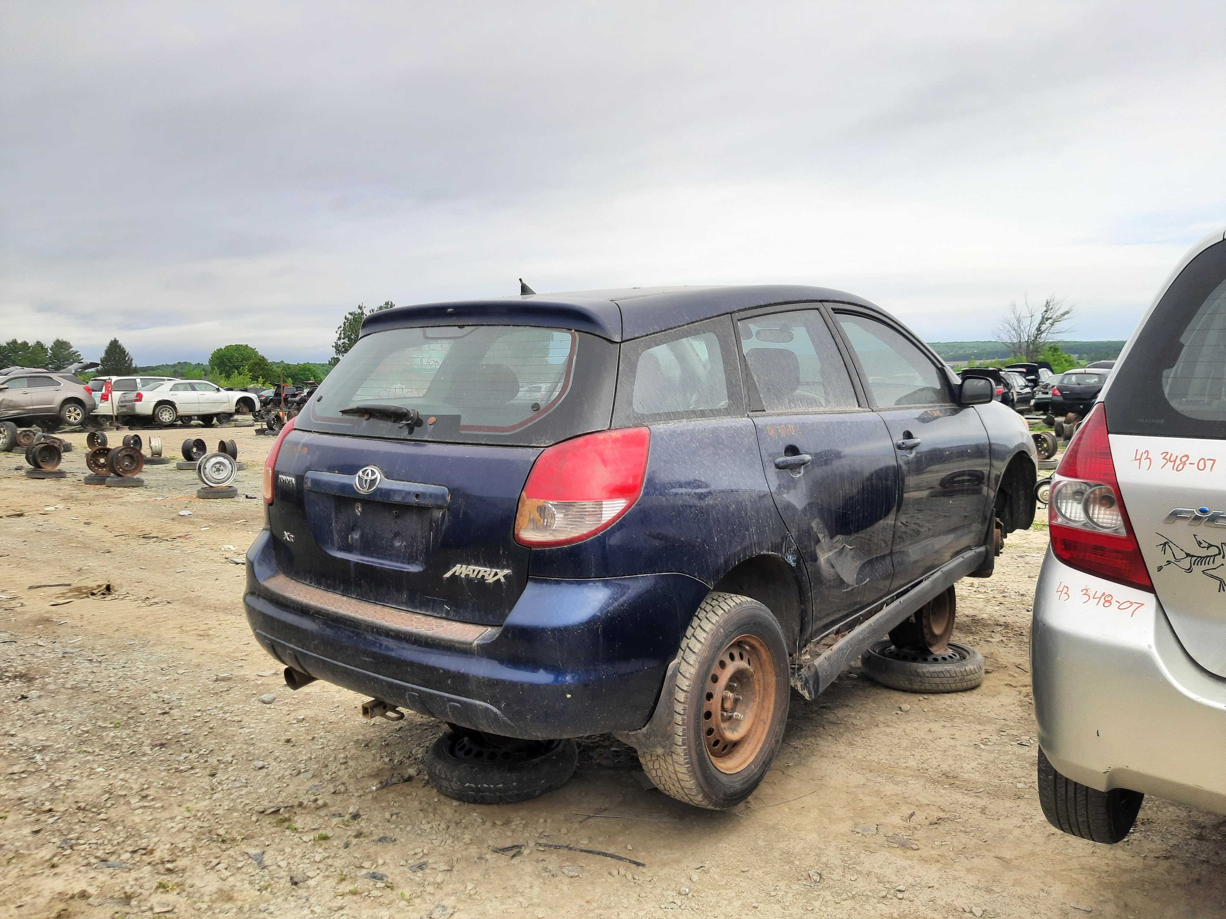 TOYOTA MATRIX 2004