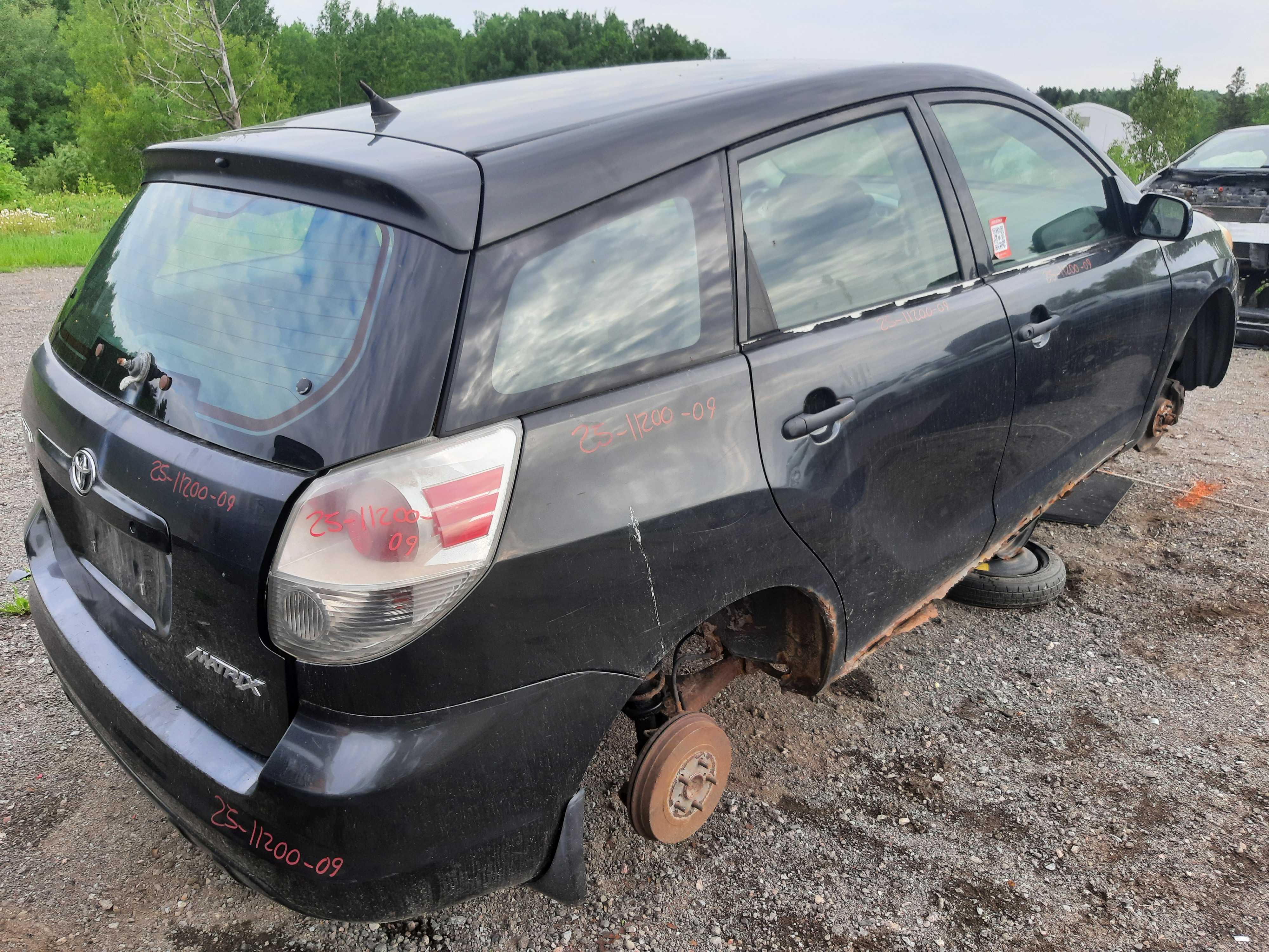 TOYOTA MATRIX 2005