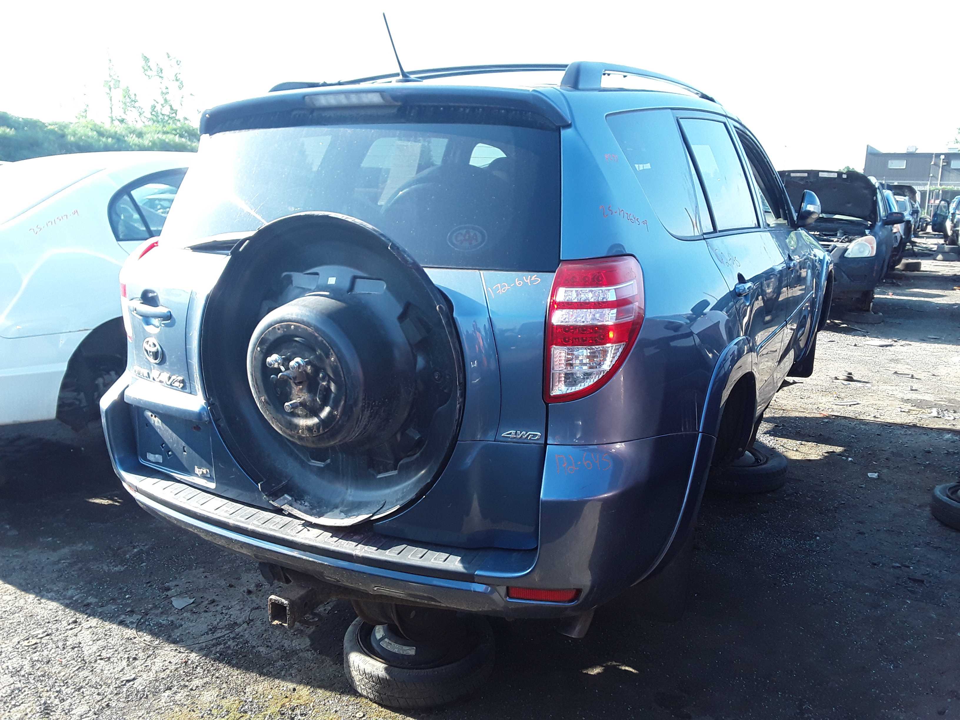 TOYOTA RAV4 2009