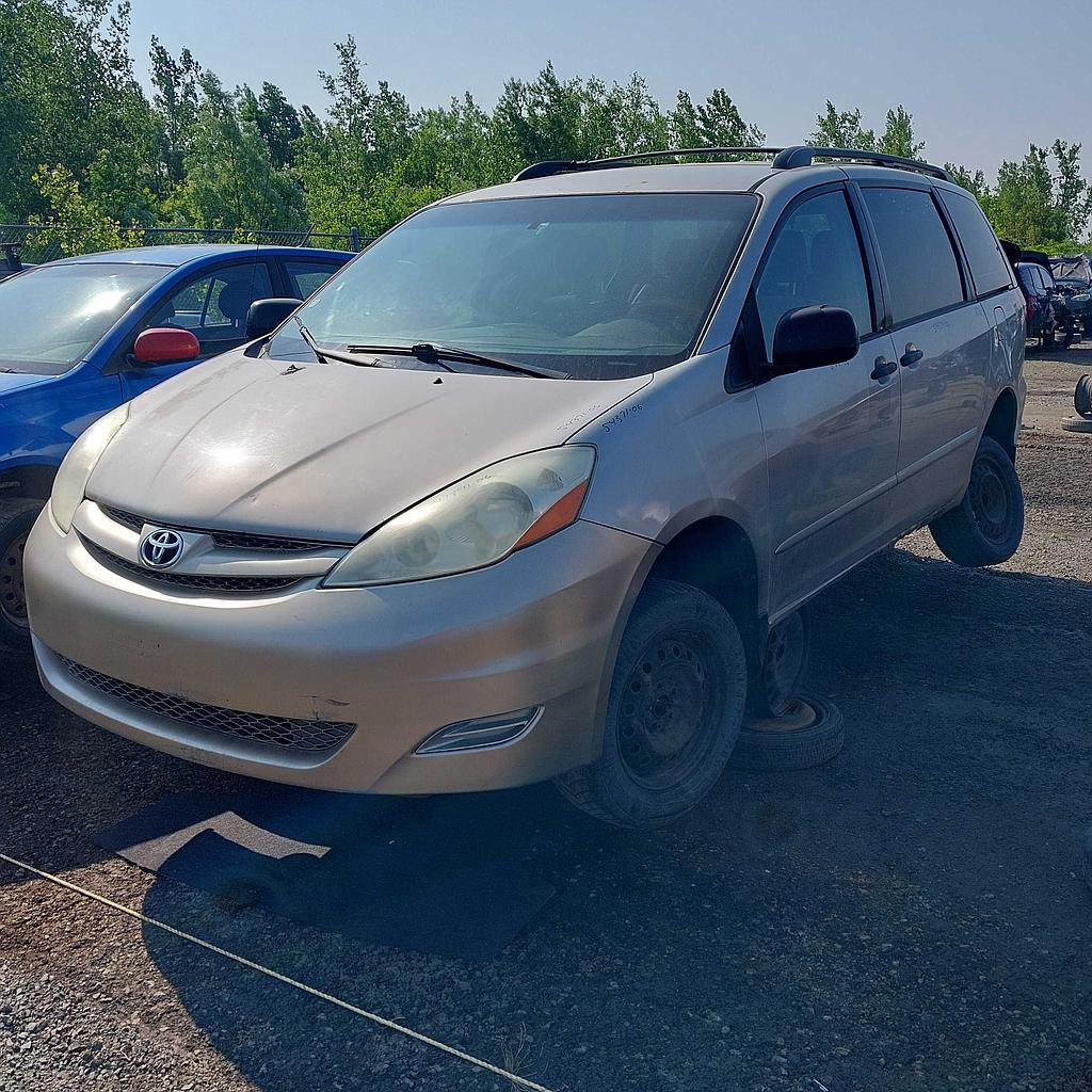 TOYOTA SIENNA 2006