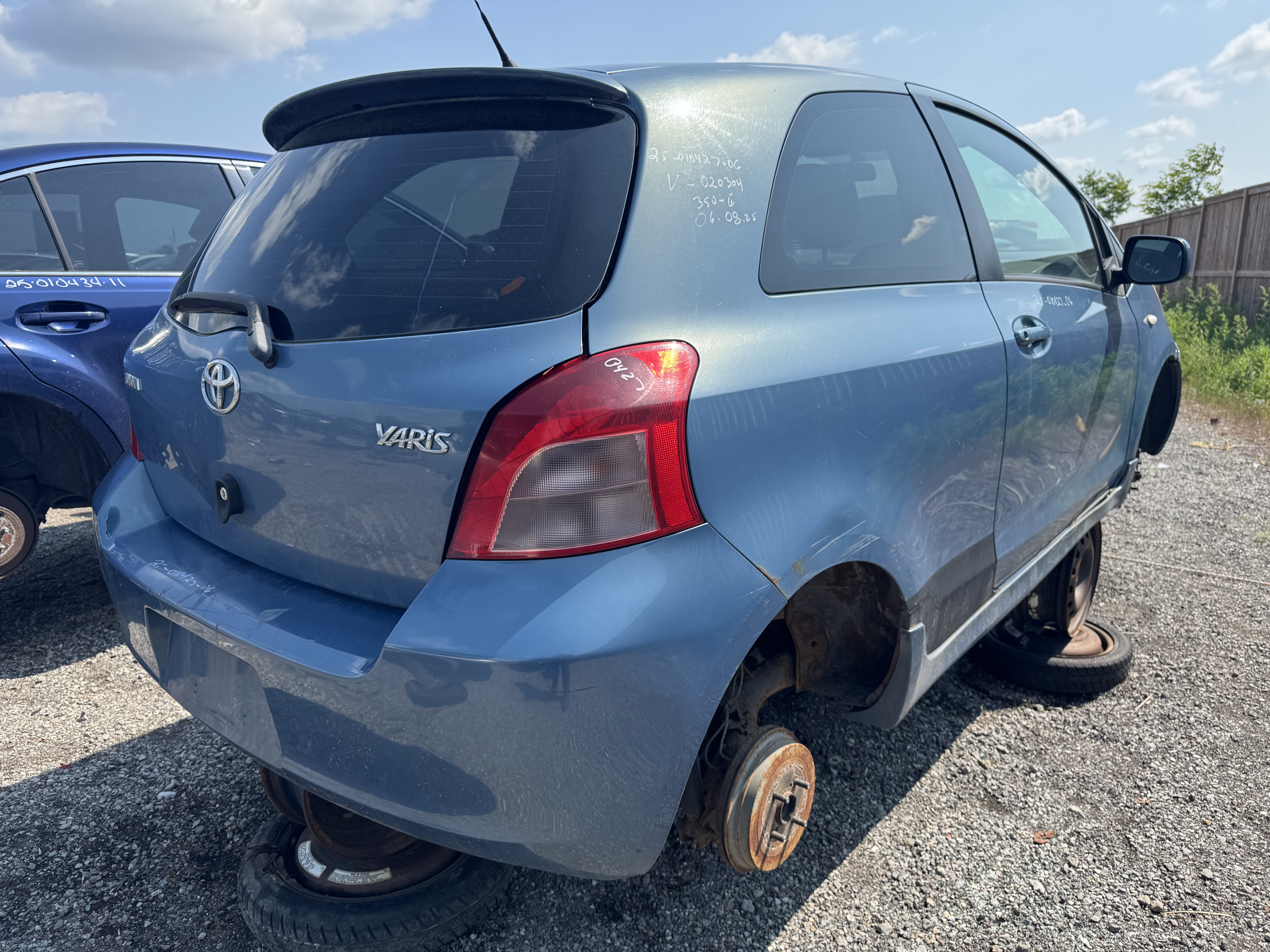 TOYOTA YARIS 2006