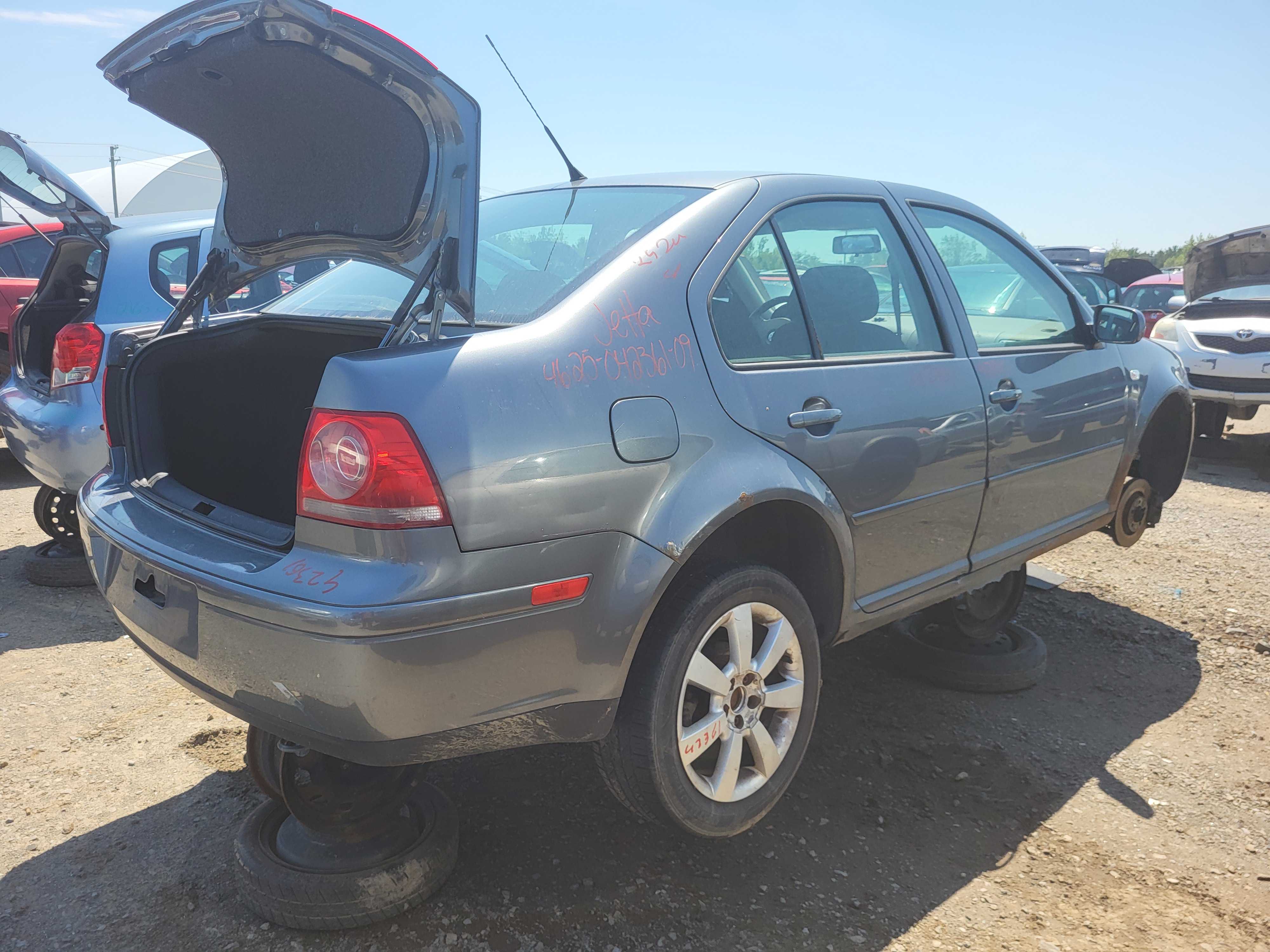 VOLKSWAGEN JETTA 2009