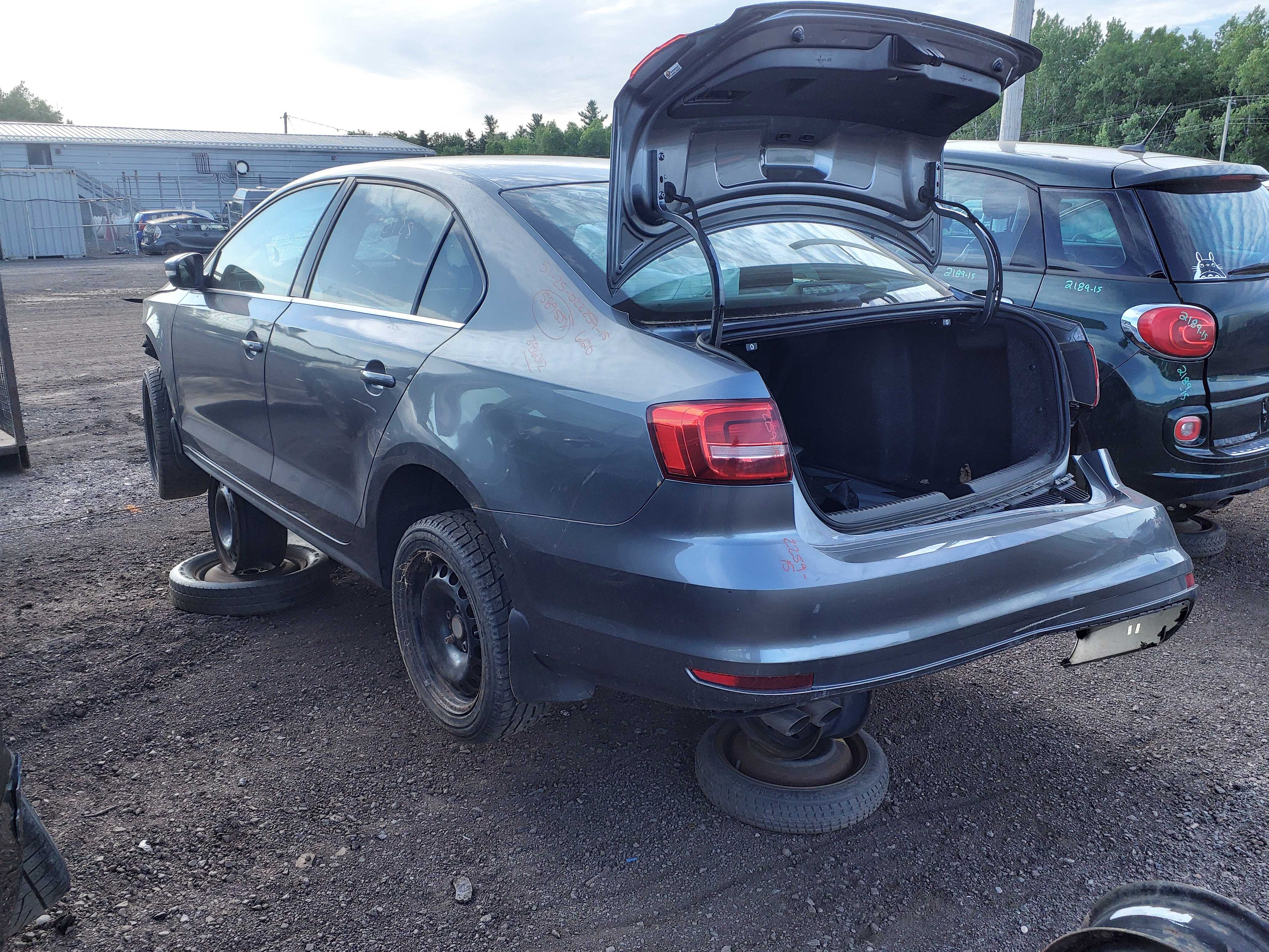 VOLKSWAGEN JETTA 2015