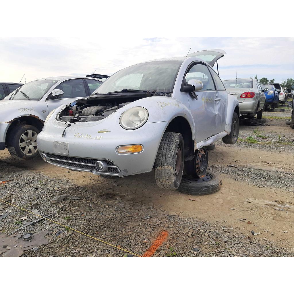 VOLKSWAGEN NEW BEETLE 2003