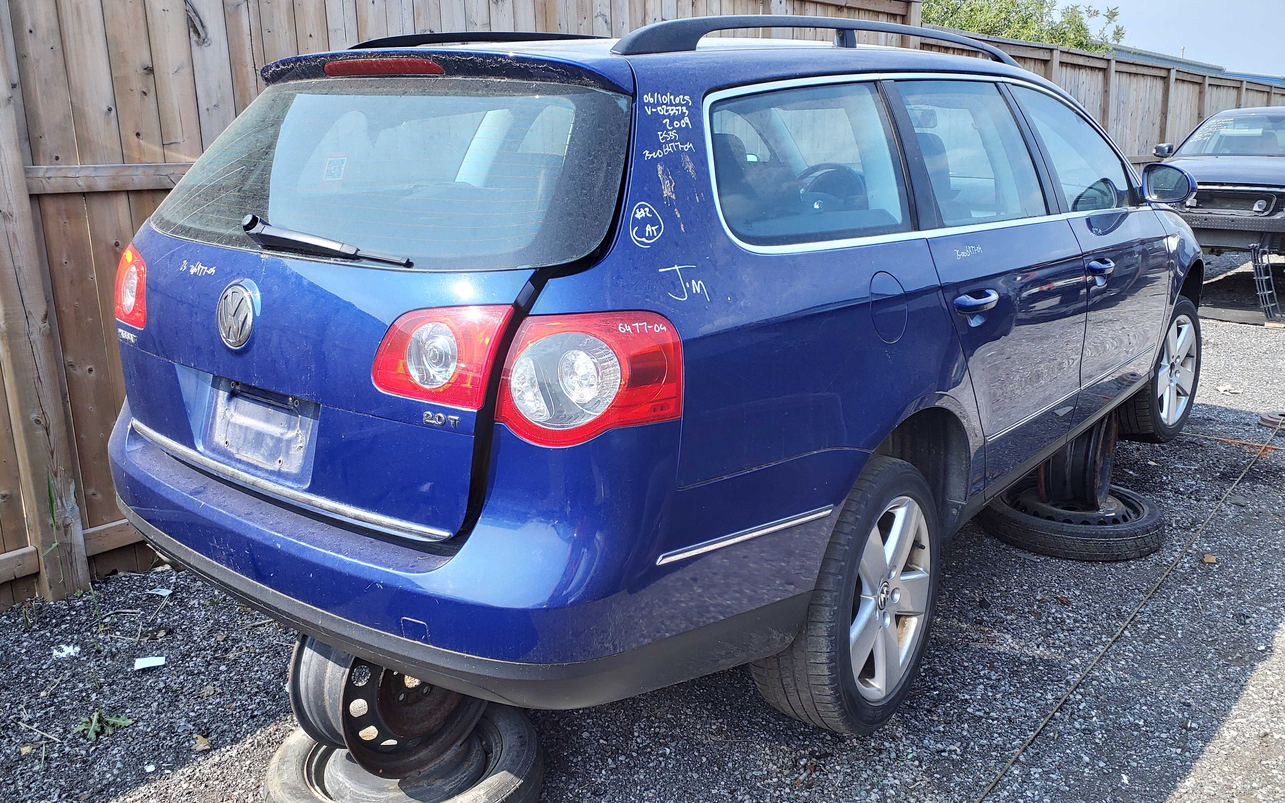 VOLKSWAGEN PASSAT 2009