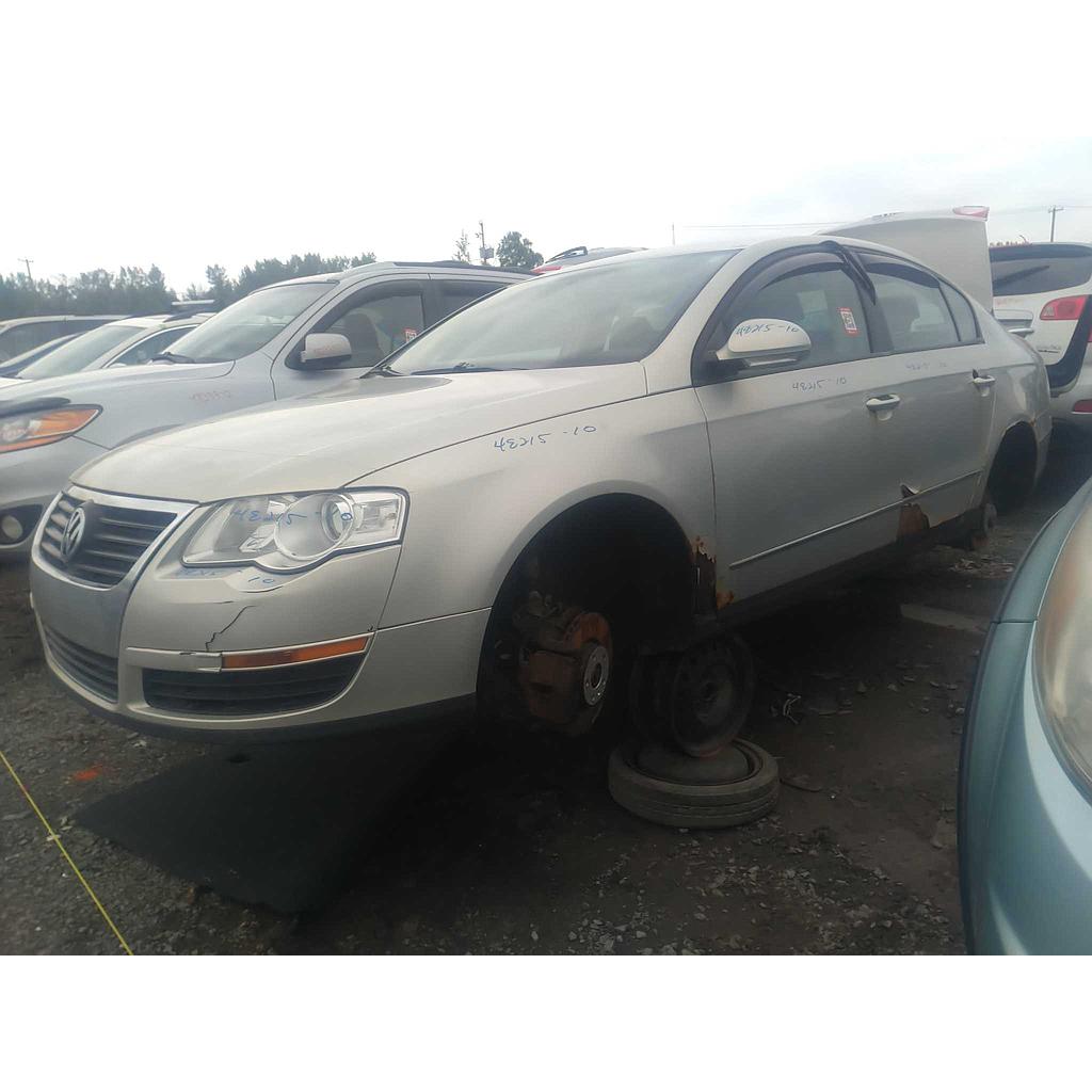 VOLKSWAGEN PASSAT 2010