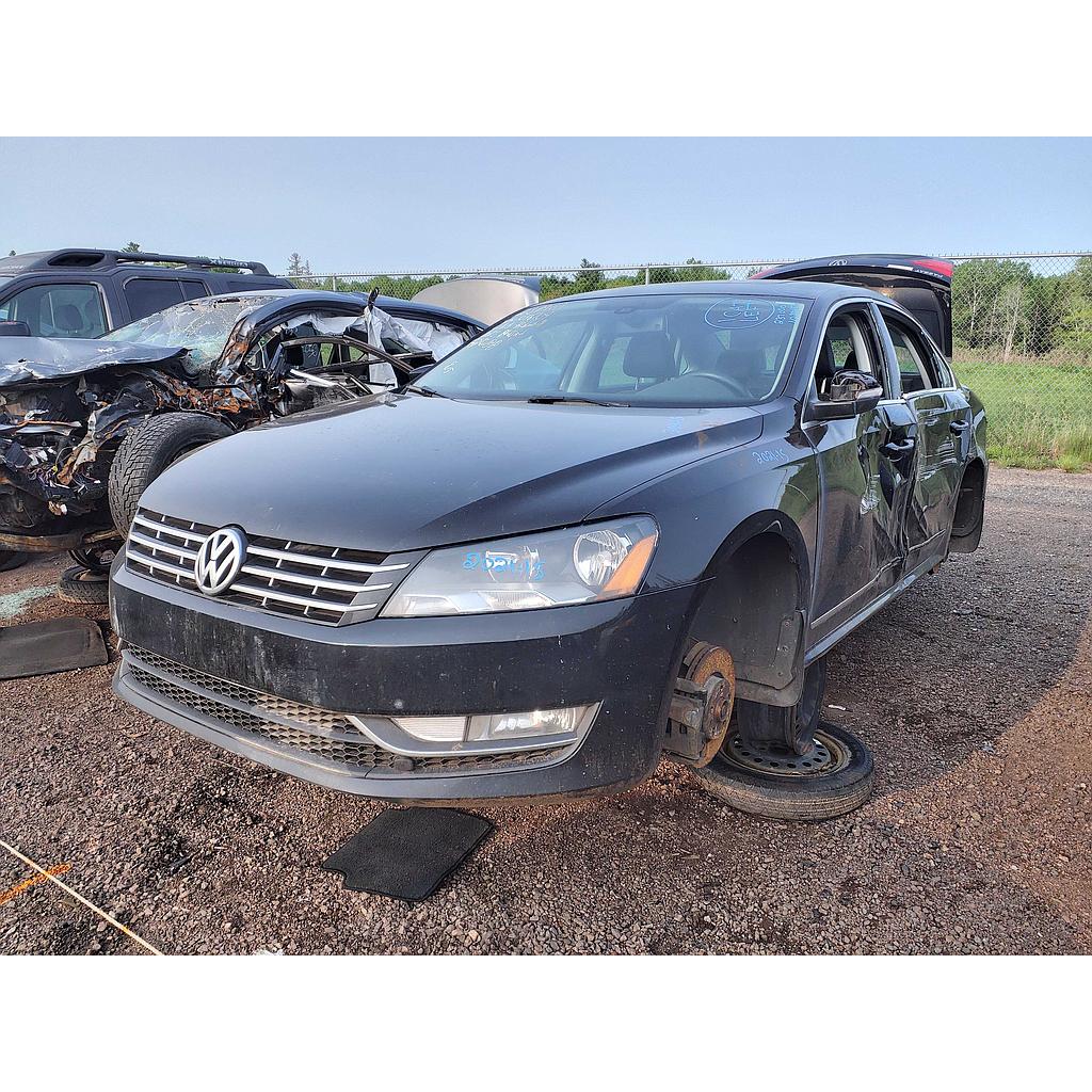VOLKSWAGEN PASSAT 2015