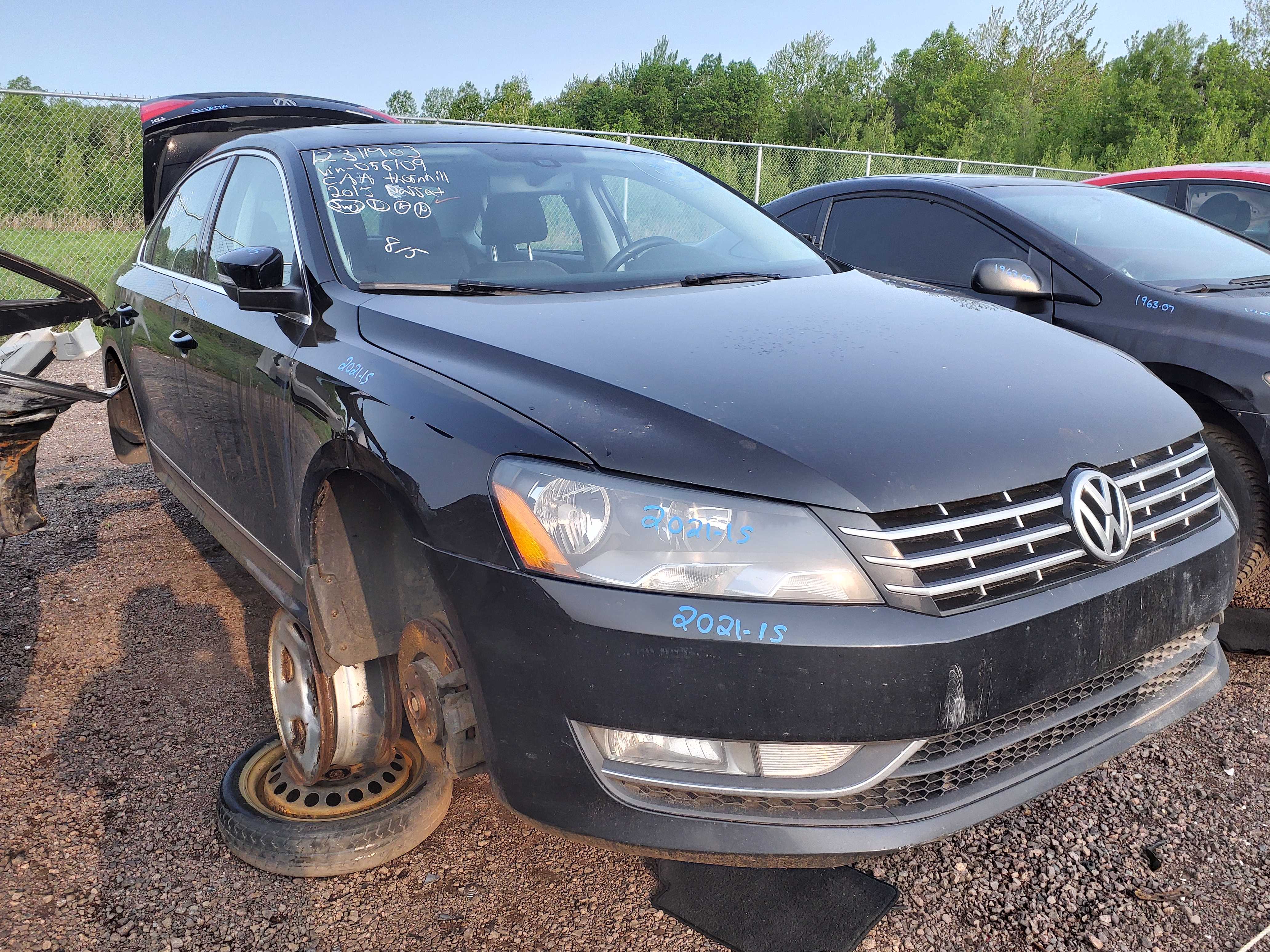 VOLKSWAGEN PASSAT 2015
