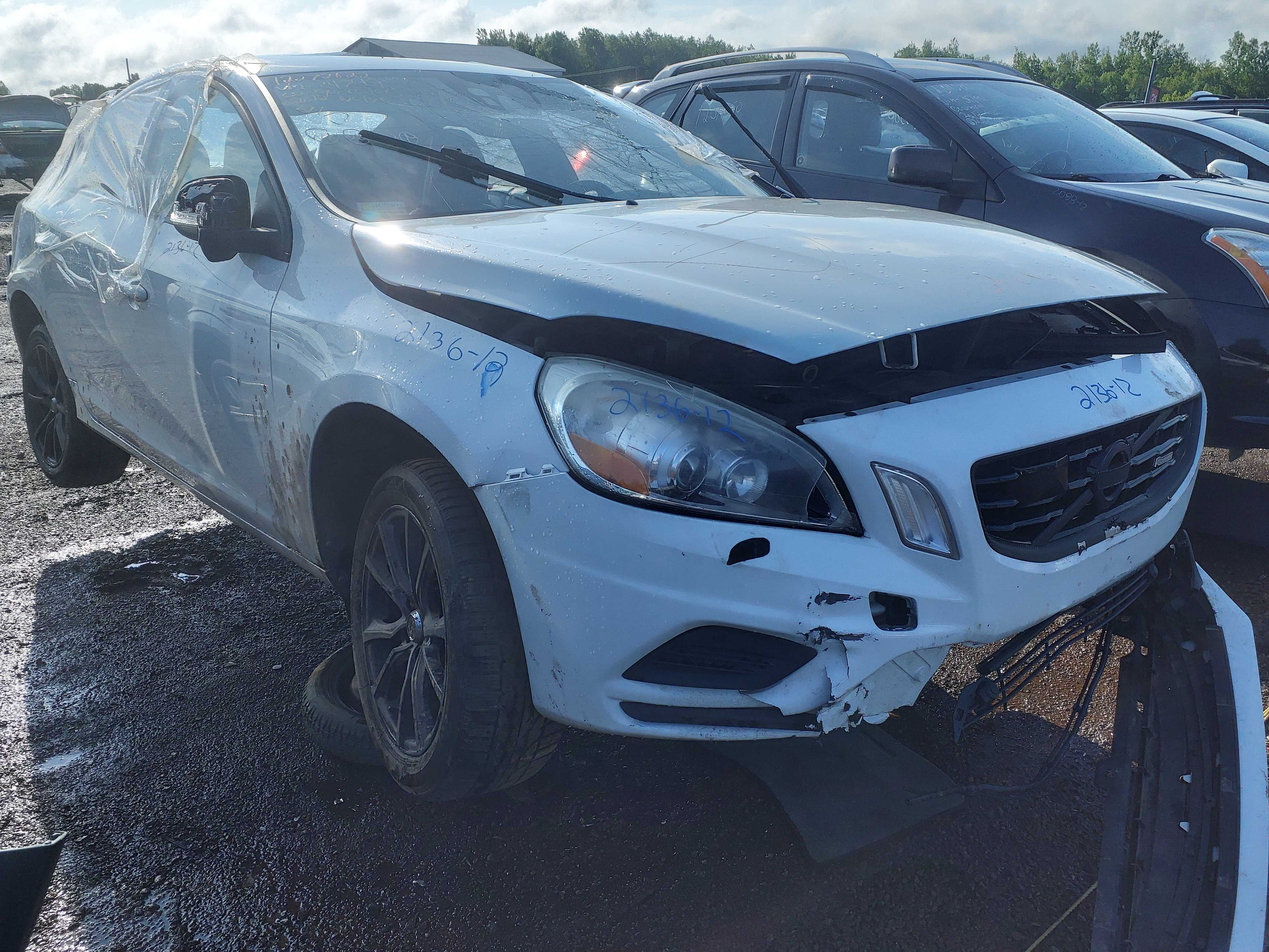 VOLVO S60 2012