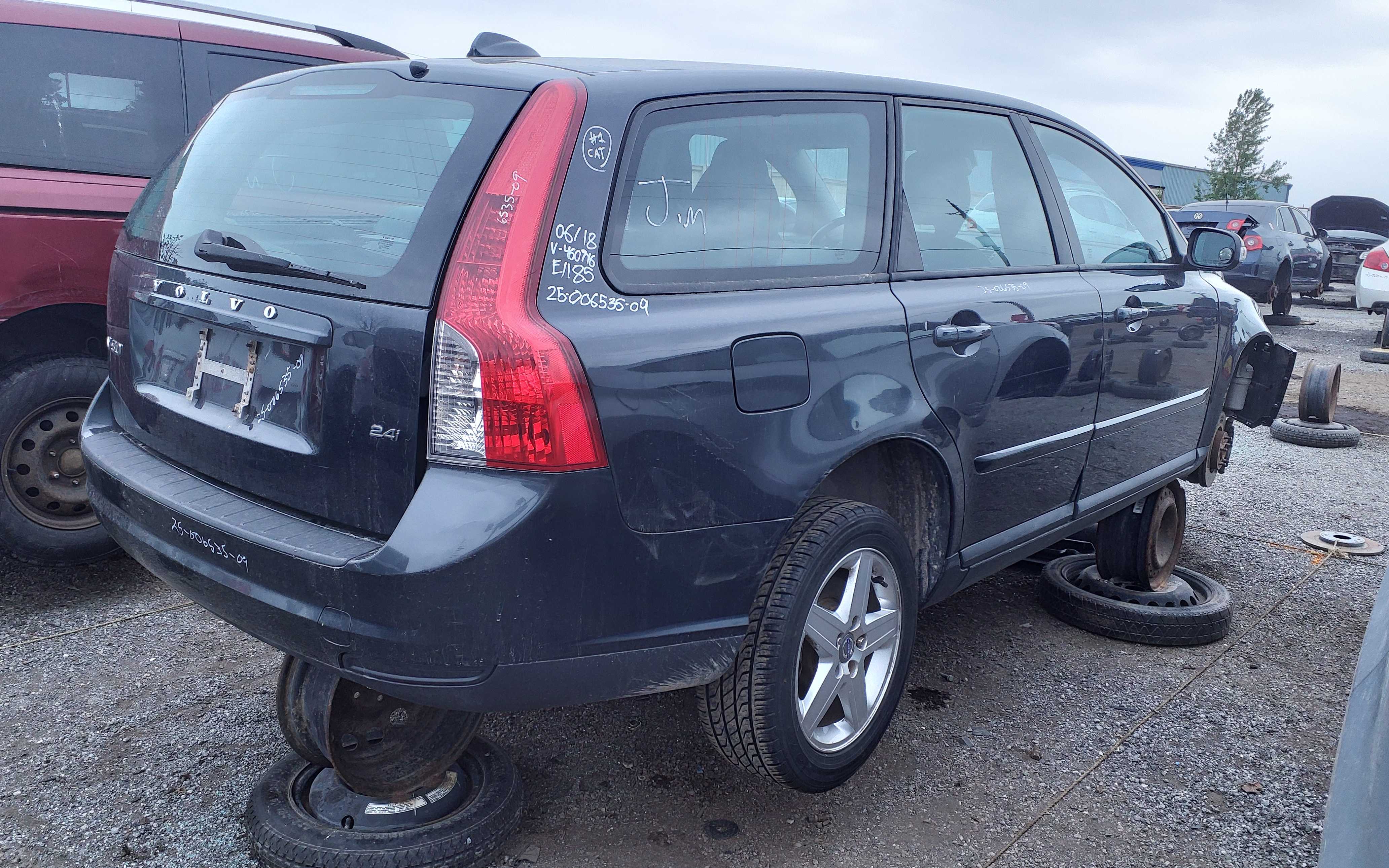 VOLVO V50 2009