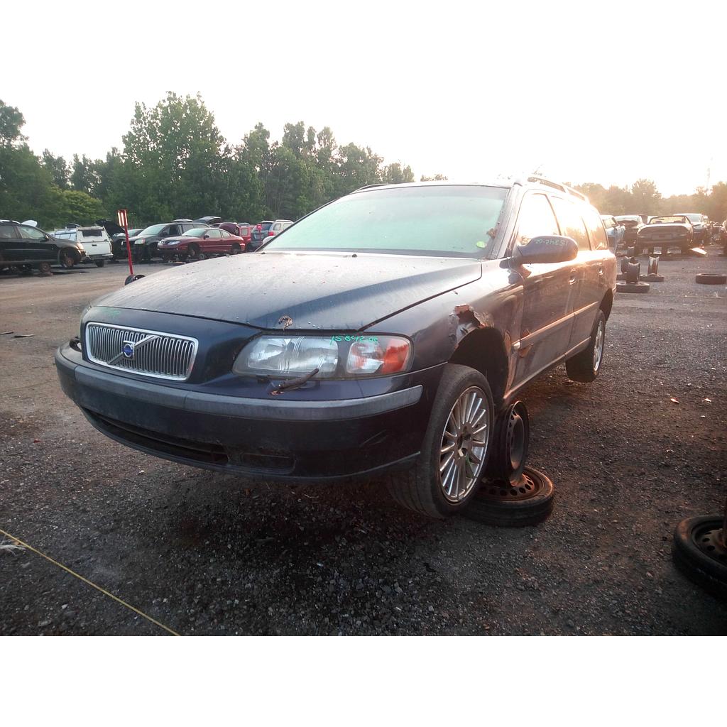 VOLVO V70 2002