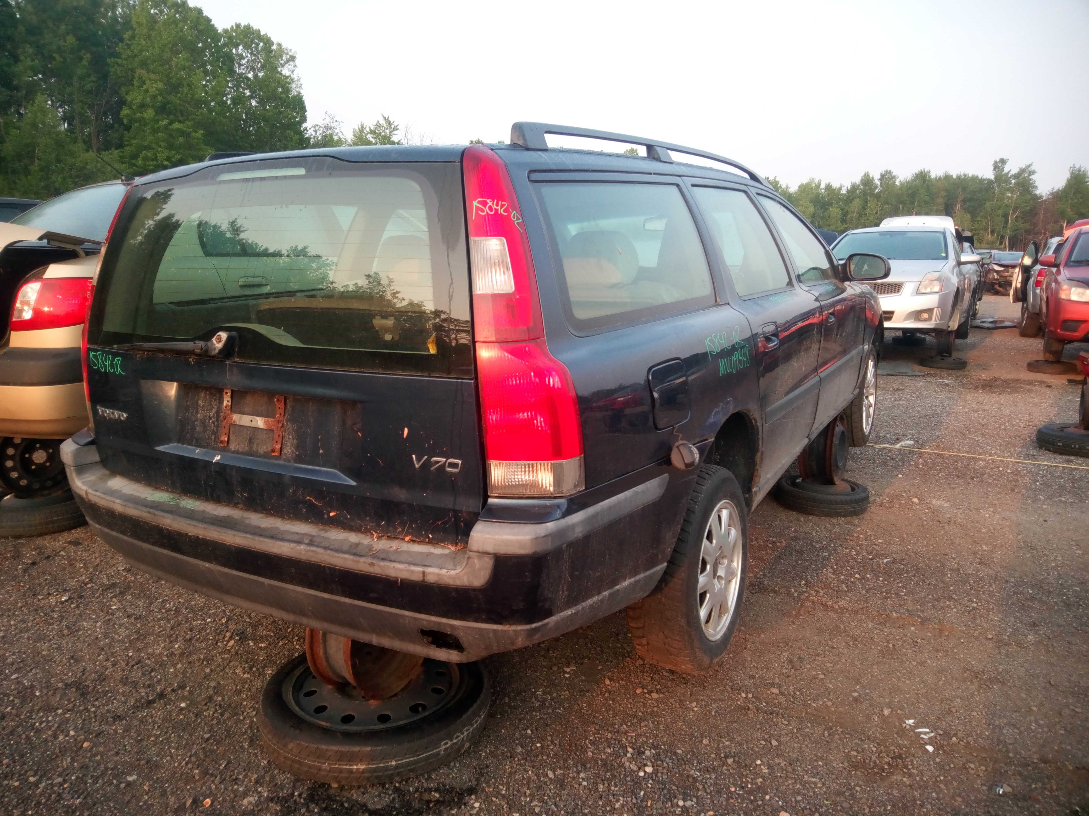VOLVO V70 2002