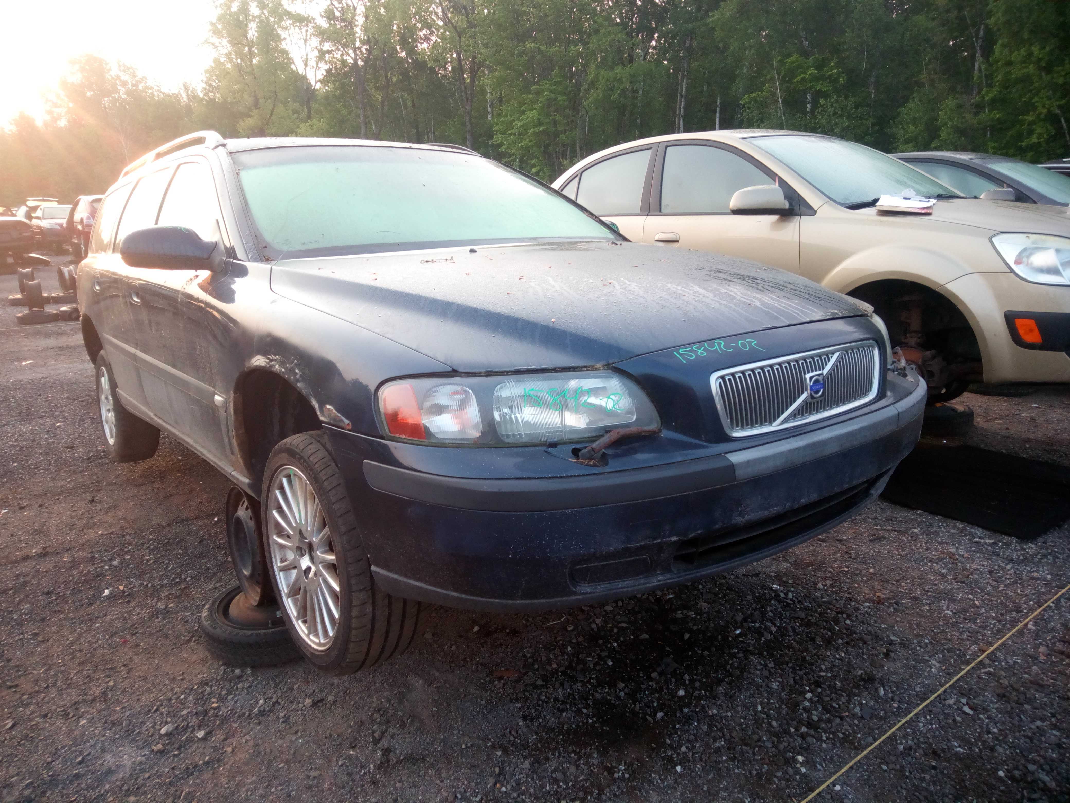 VOLVO V70 2002