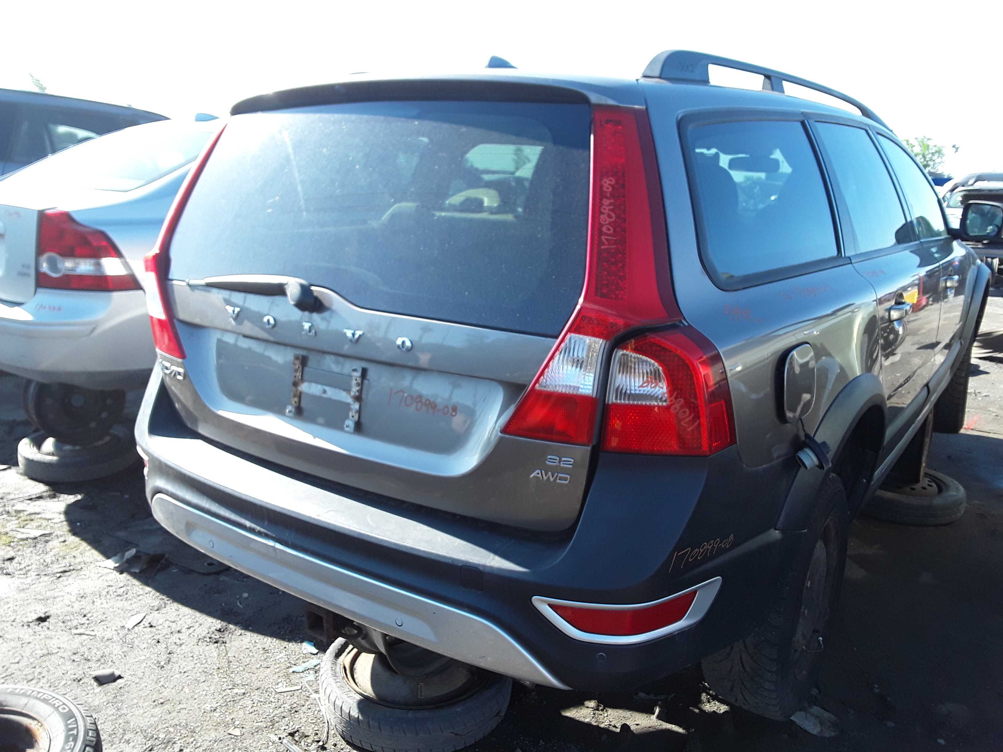 VOLVO XC70 2008