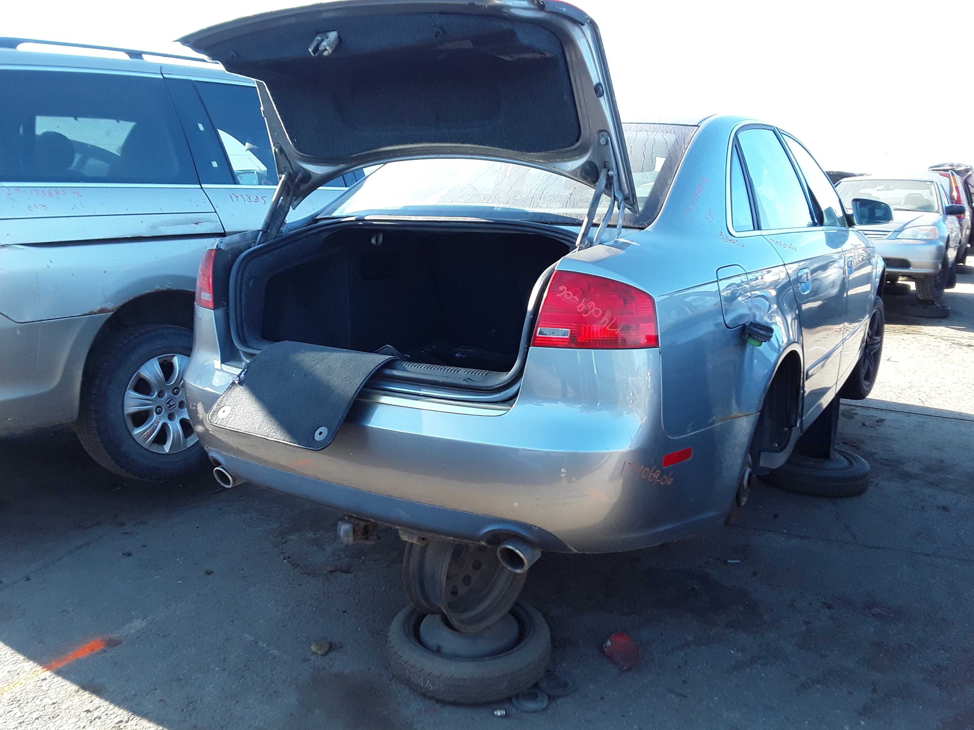 AUDI A4 2006