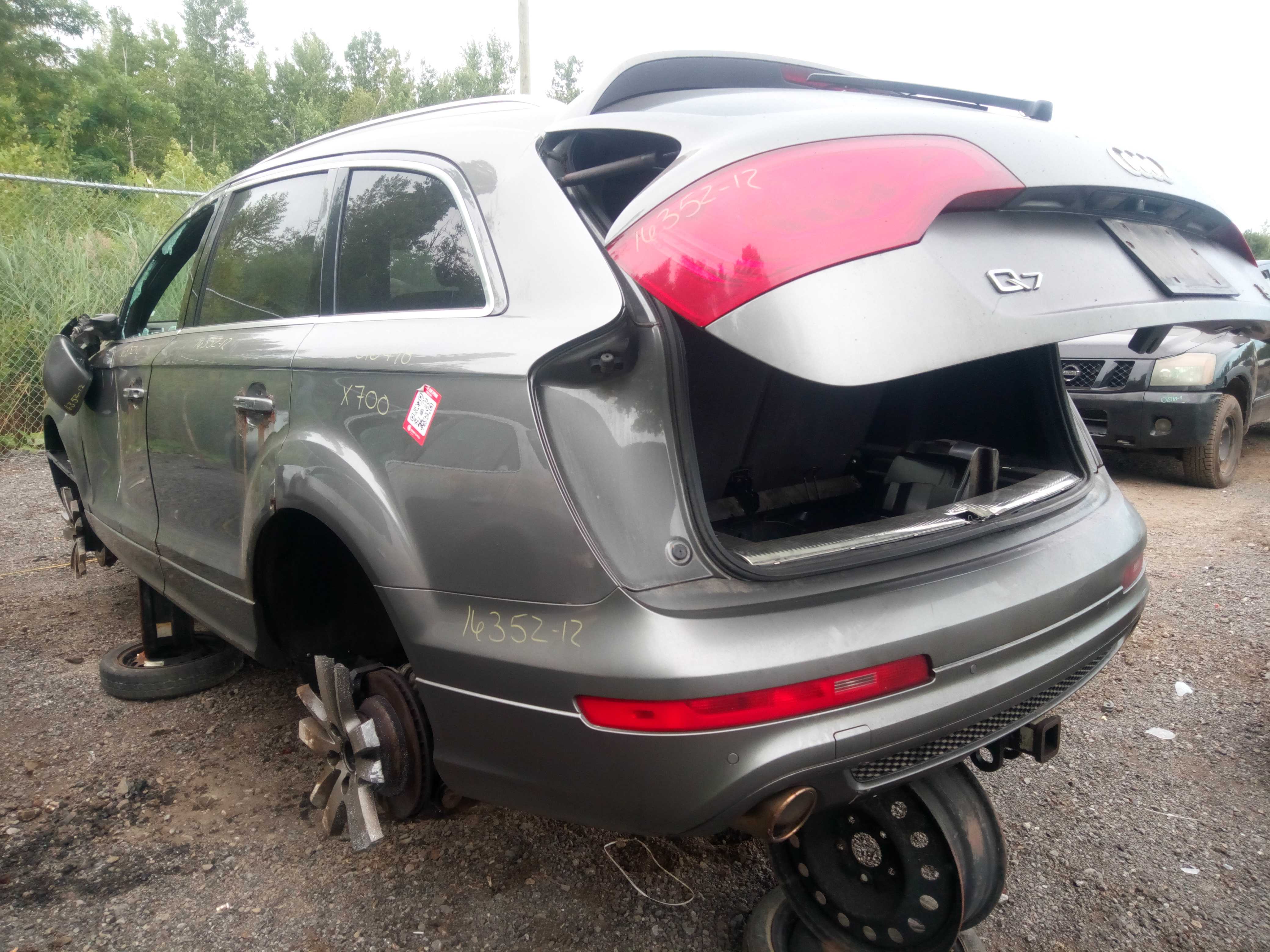 AUDI Q7 2012
