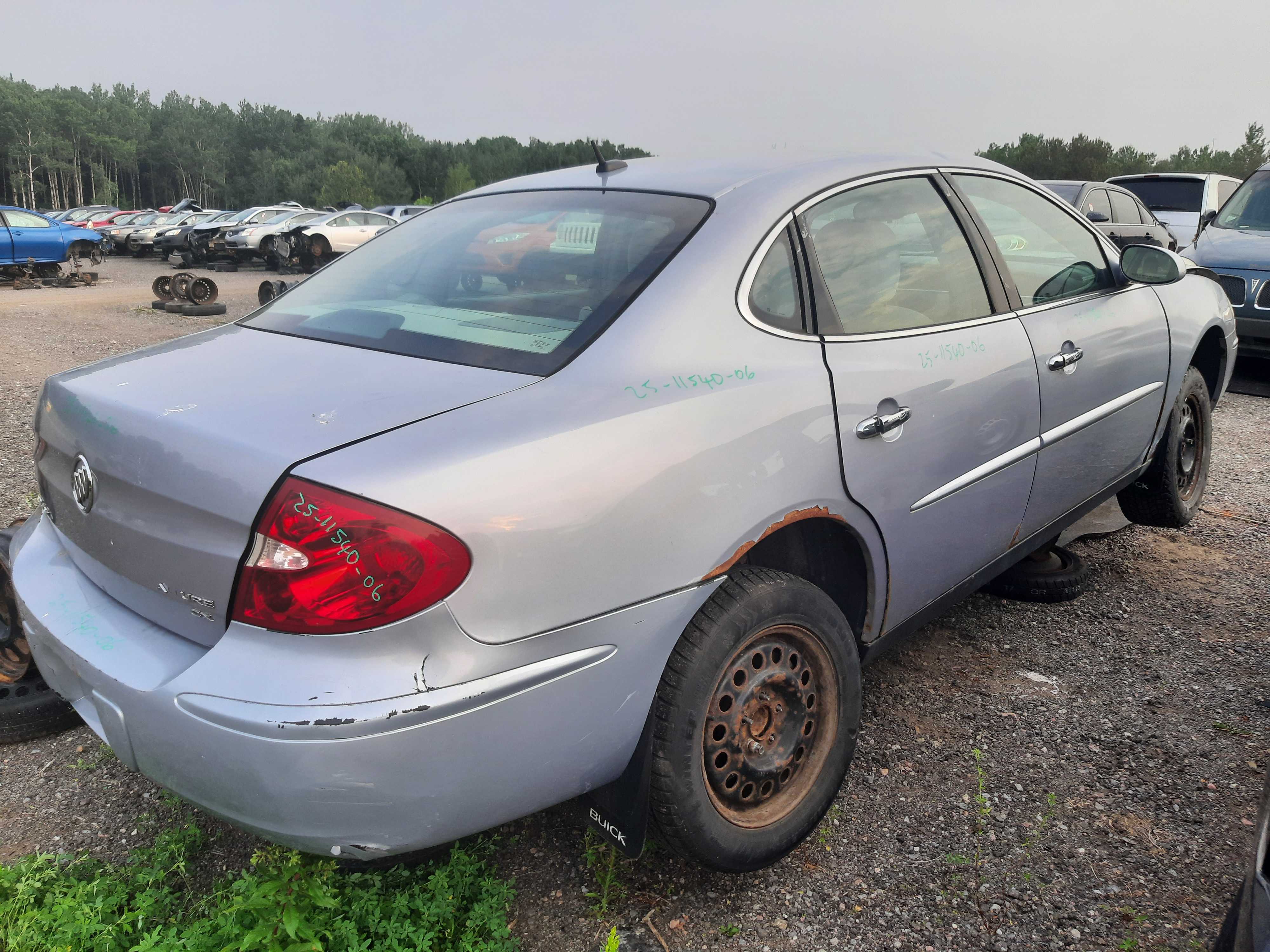 BUICK ALLURE 2006