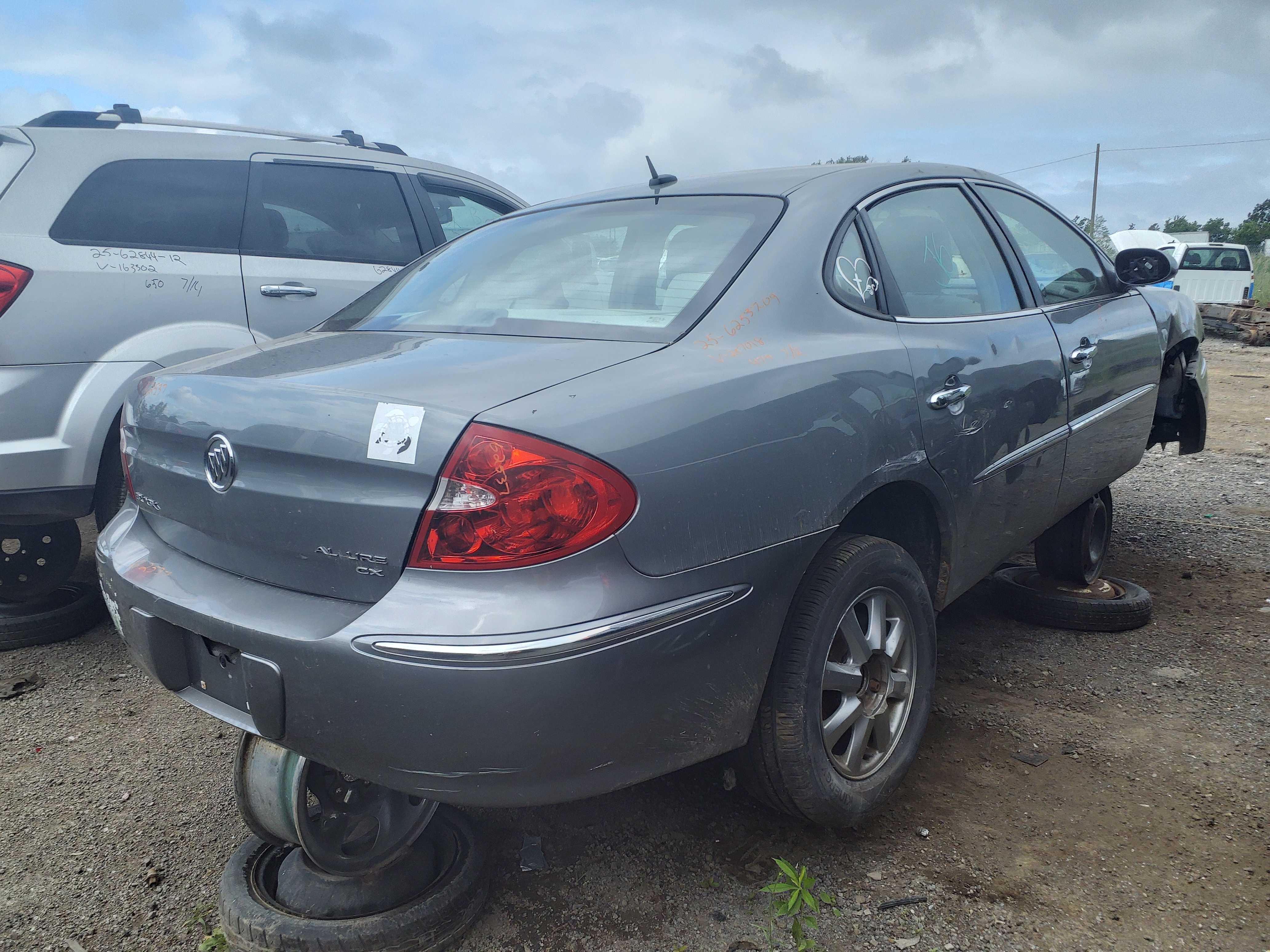 BUICK ALLURE 2009