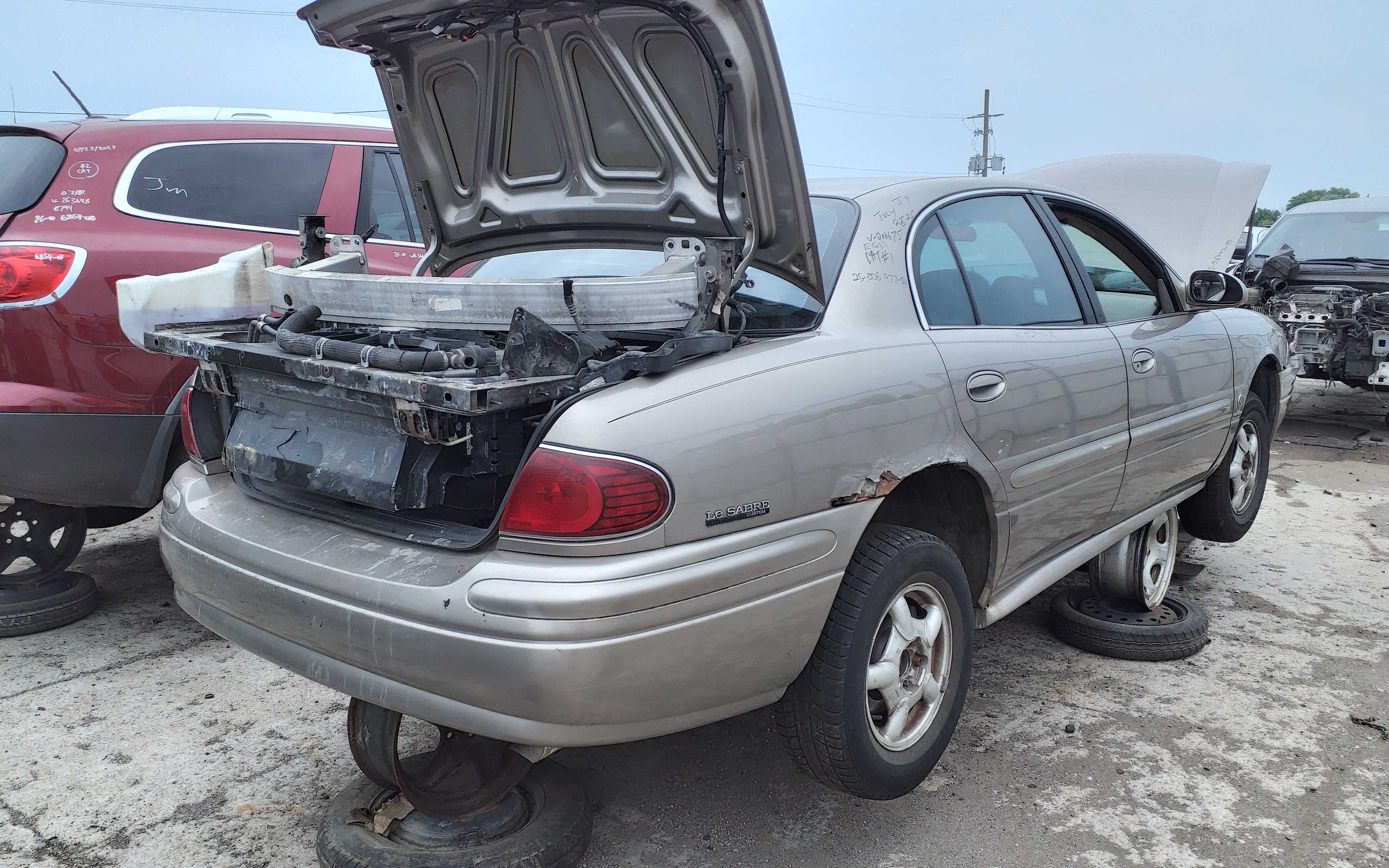 BUICK LESABRE 2000