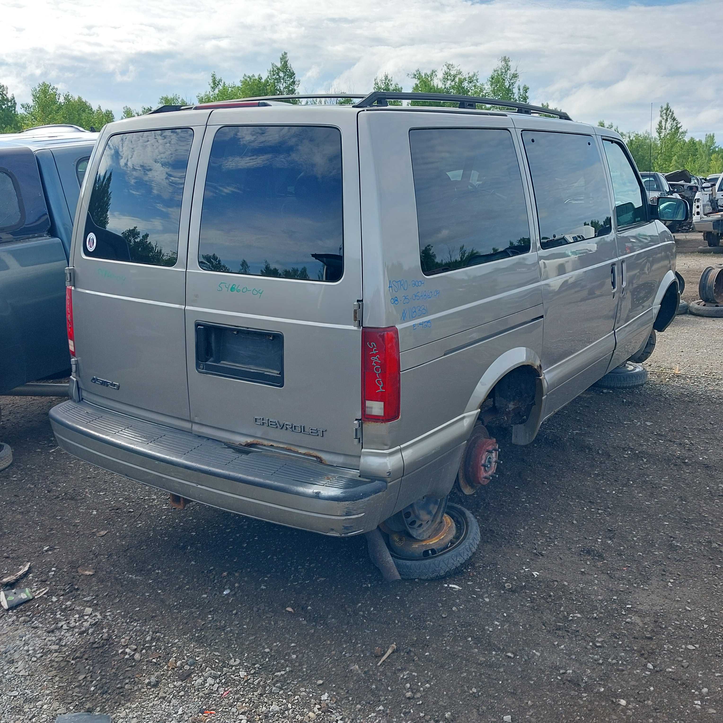 CHEVROLET ASTRO 2004
