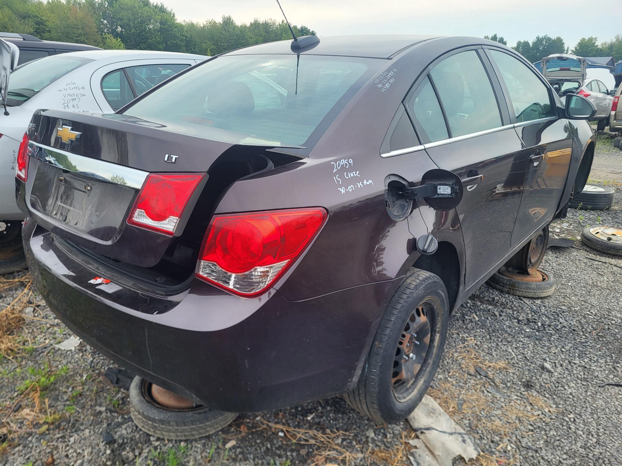 CHEVROLET CRUZE 2015