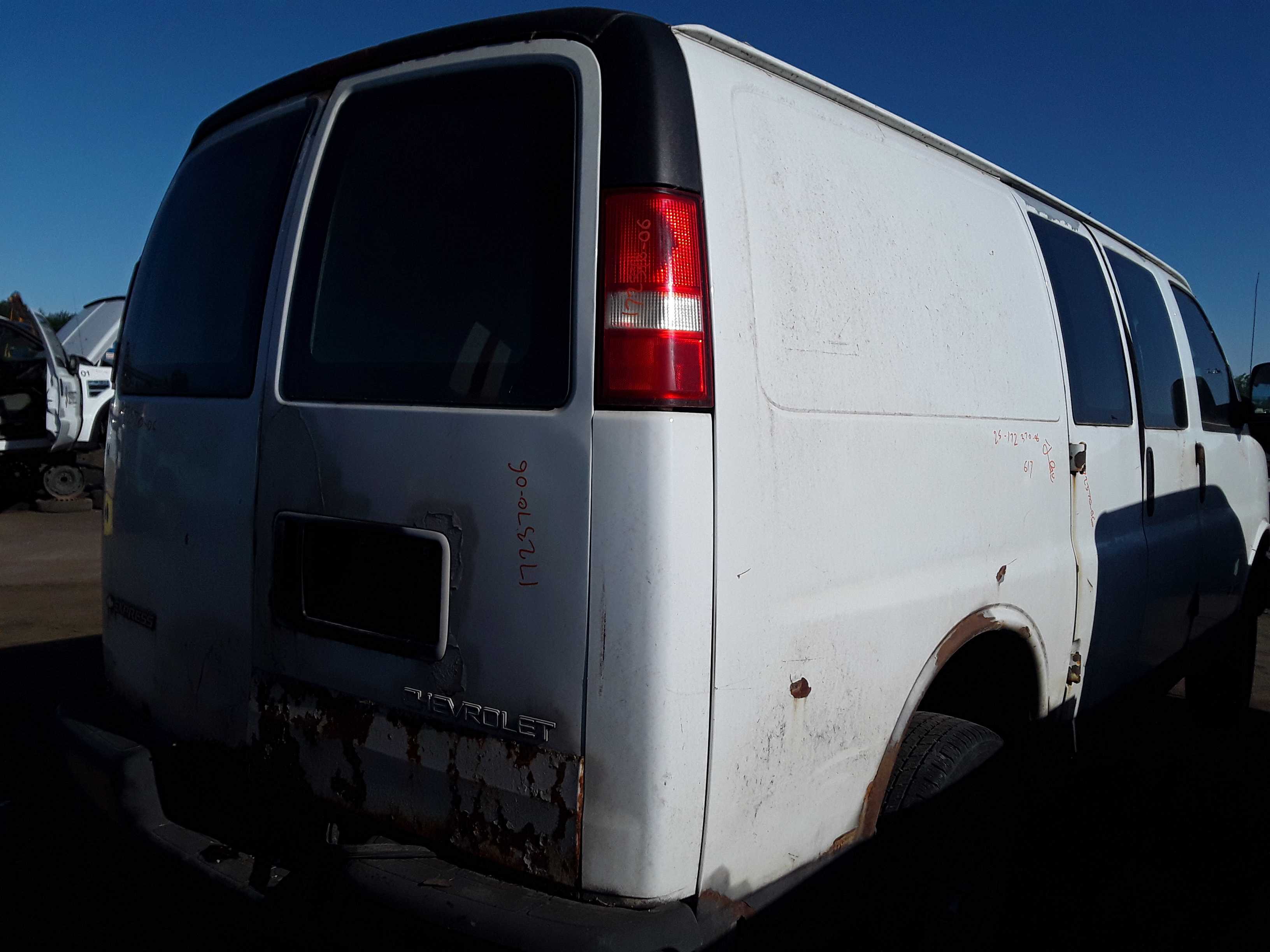 CHEVROLET EXPRESS VAN 2006